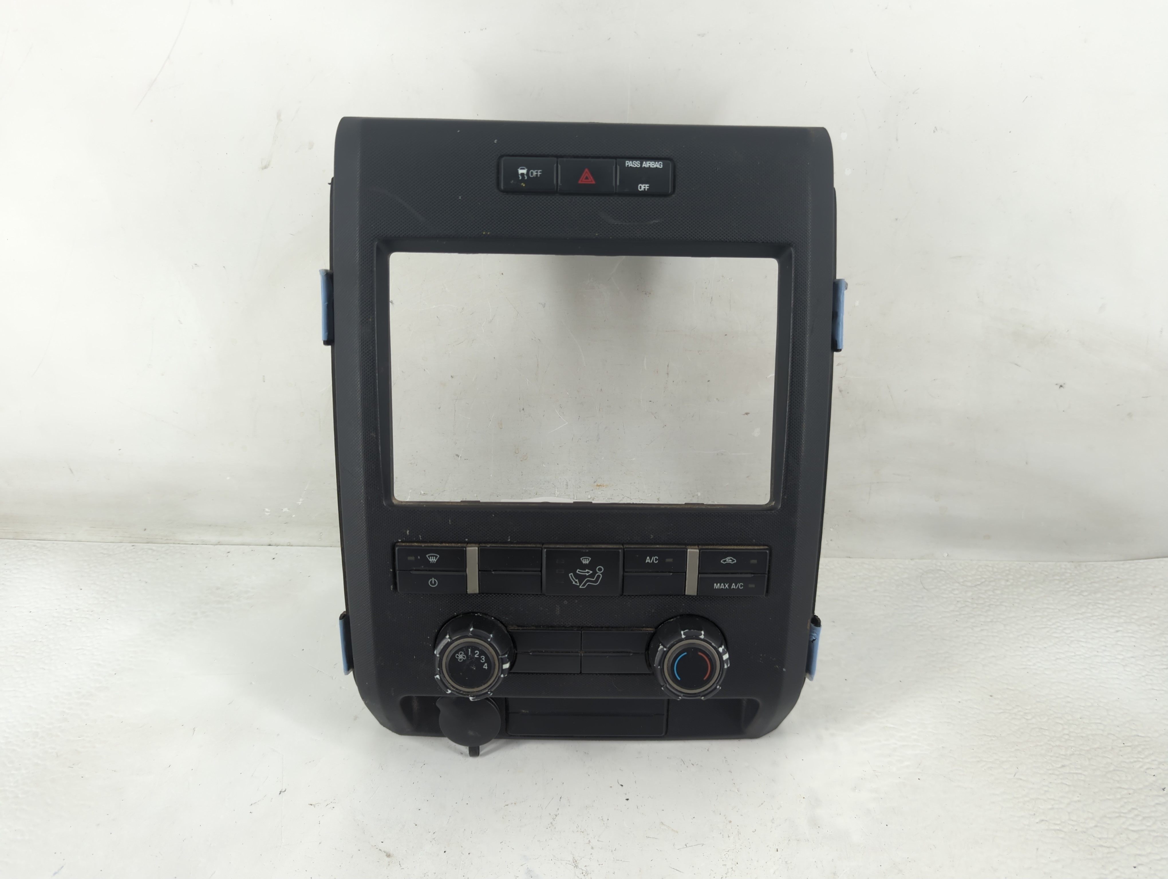 Picture of 2016-2017 Chevrolet Malibu Ac Heater Climate Control 9l34 1a330 Aac 1197747