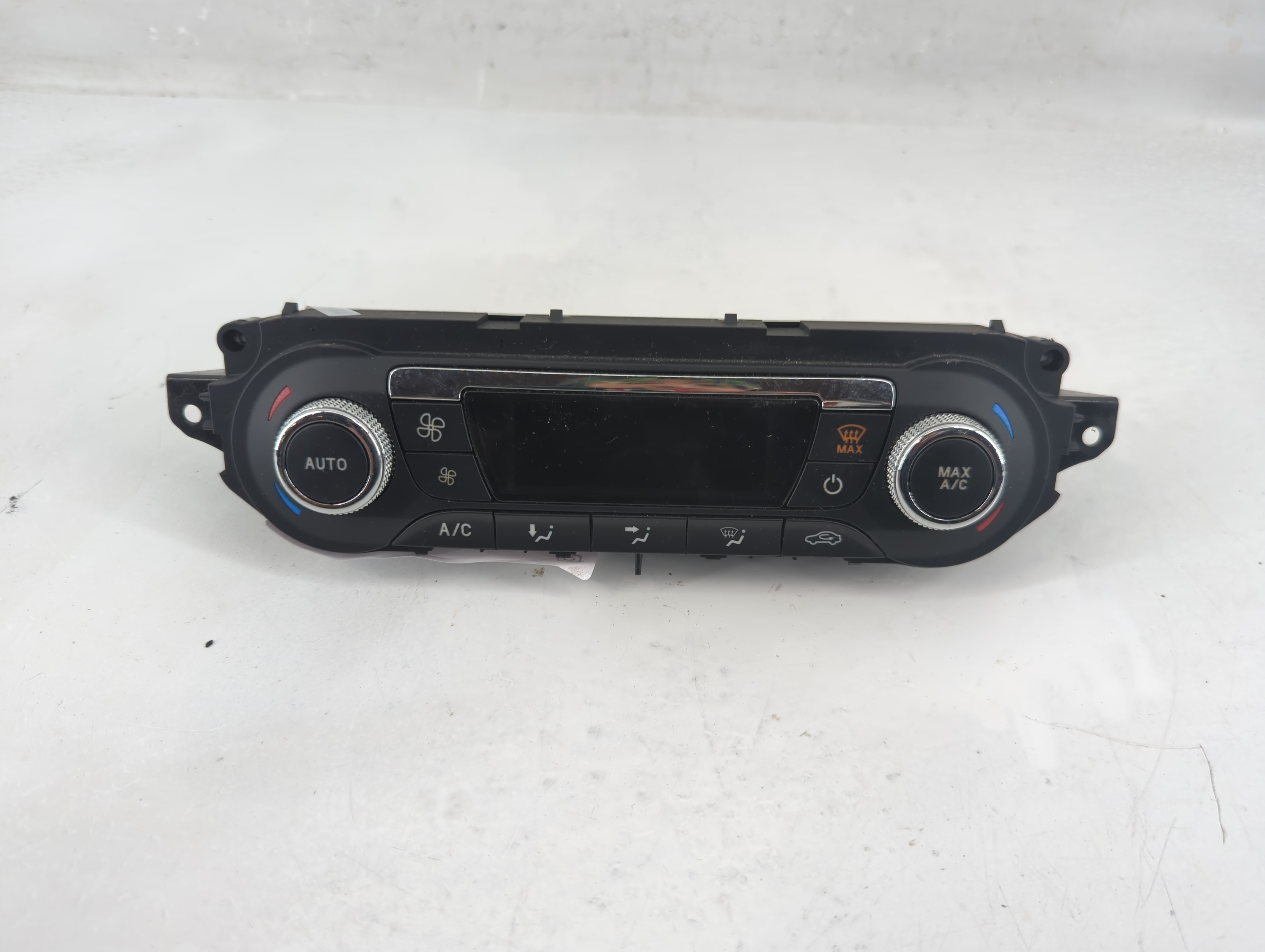 2013-2016 Ford Escape Ac Heater Climate Control Cj5t-18c612-be 1197770 - Oemusedautoparts1.com