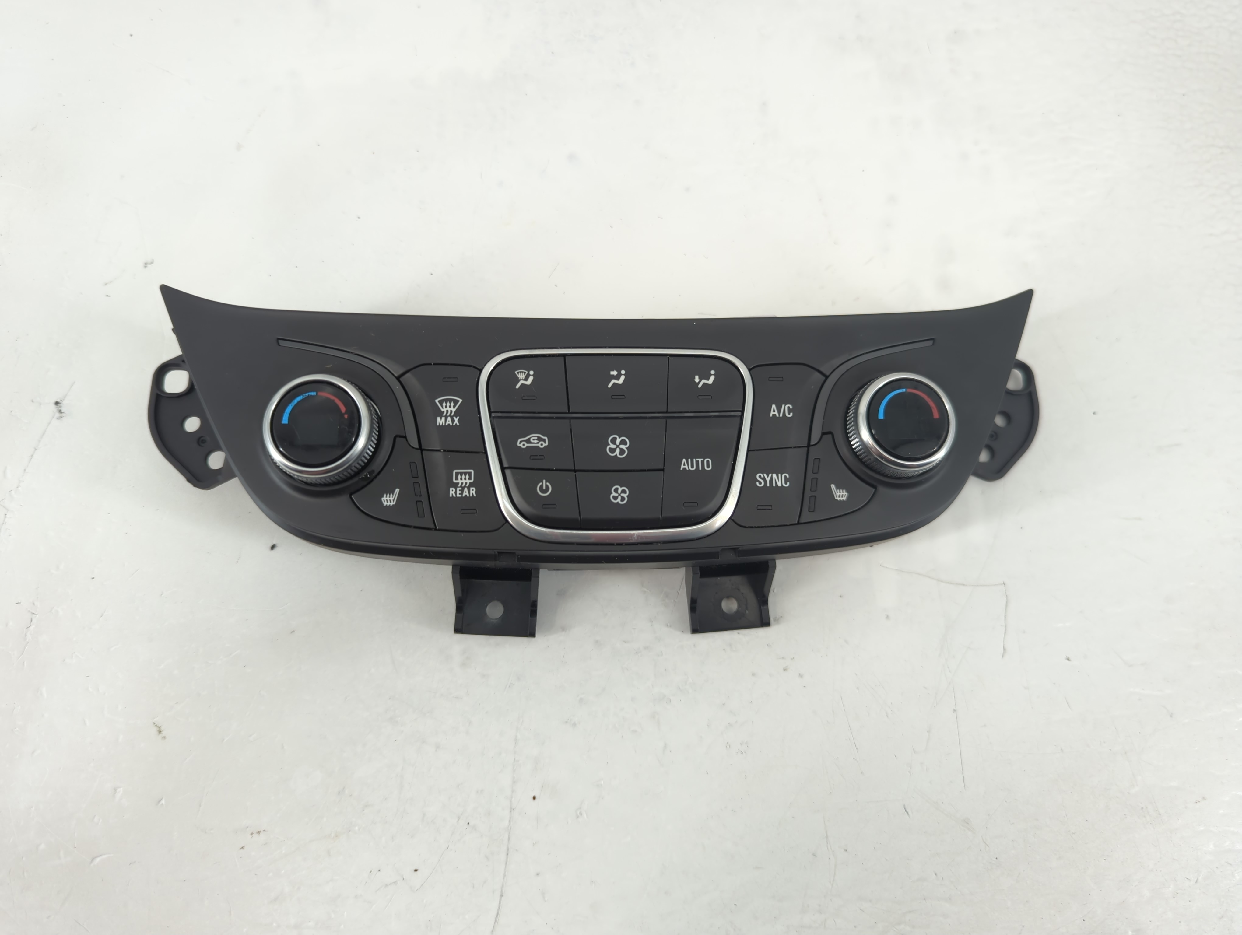 2019-2021 Chevrolet Equinox Ac Heater Climate Control 84612975 1197771 - Oemusedautoparts1.com
