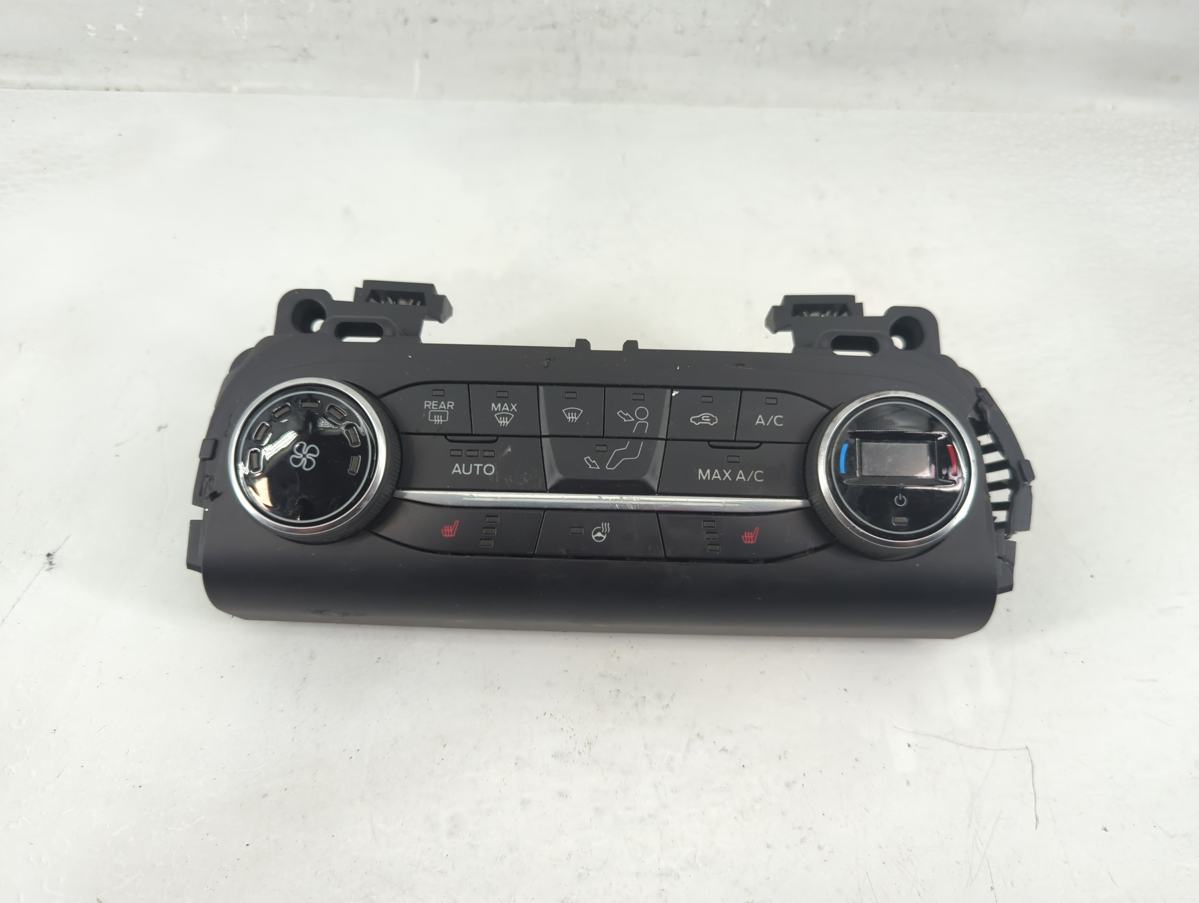 2020-2022 Ford Escape Ac Heater Climate Control Lj6t-18c612-rb 1197776 - Oemusedautoparts1.com
