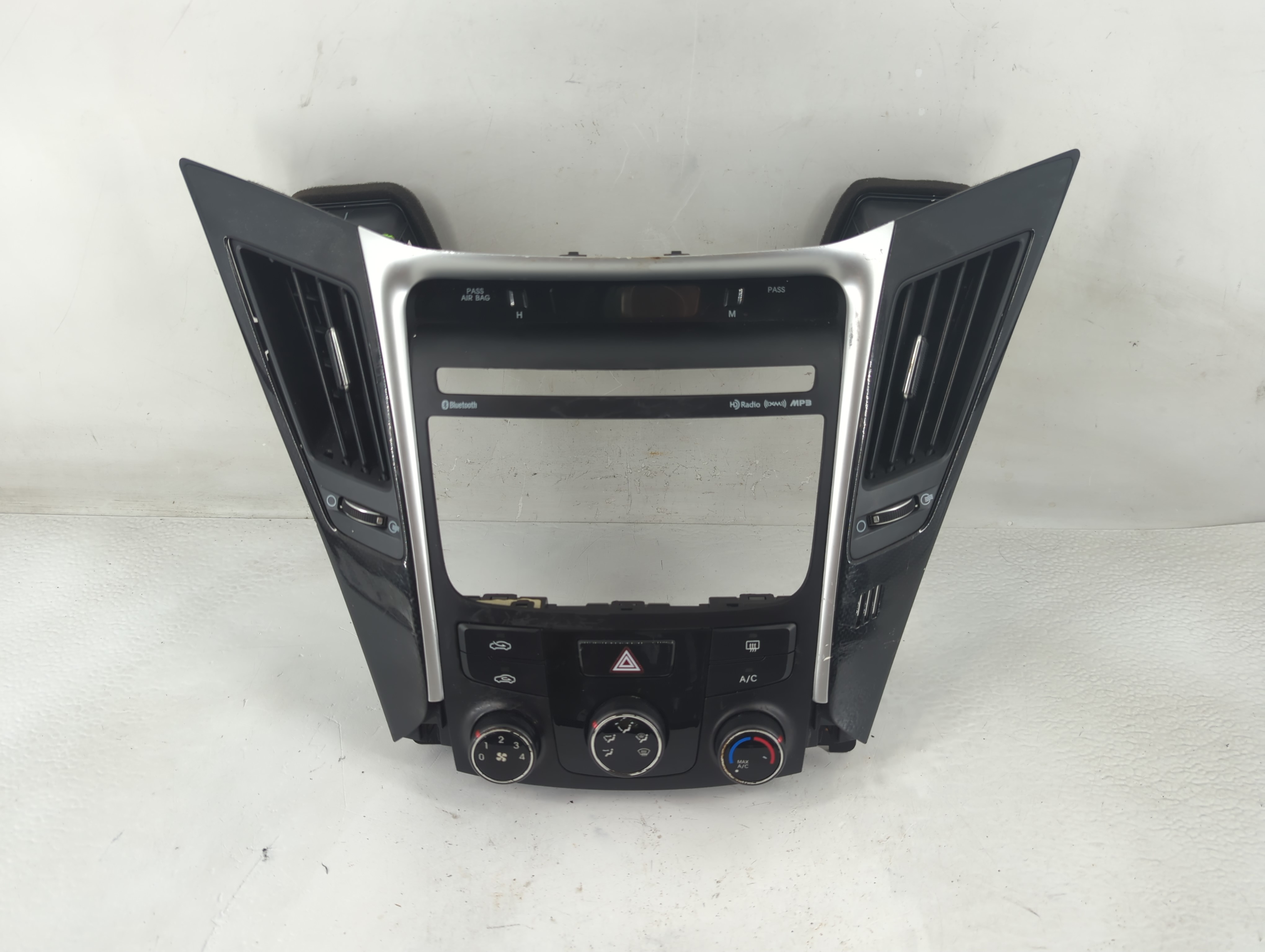 2014-2014 Hyundai Sonata Ac Heater Climate Control 37250-3q030 1197810 - Oemusedautoparts1.com