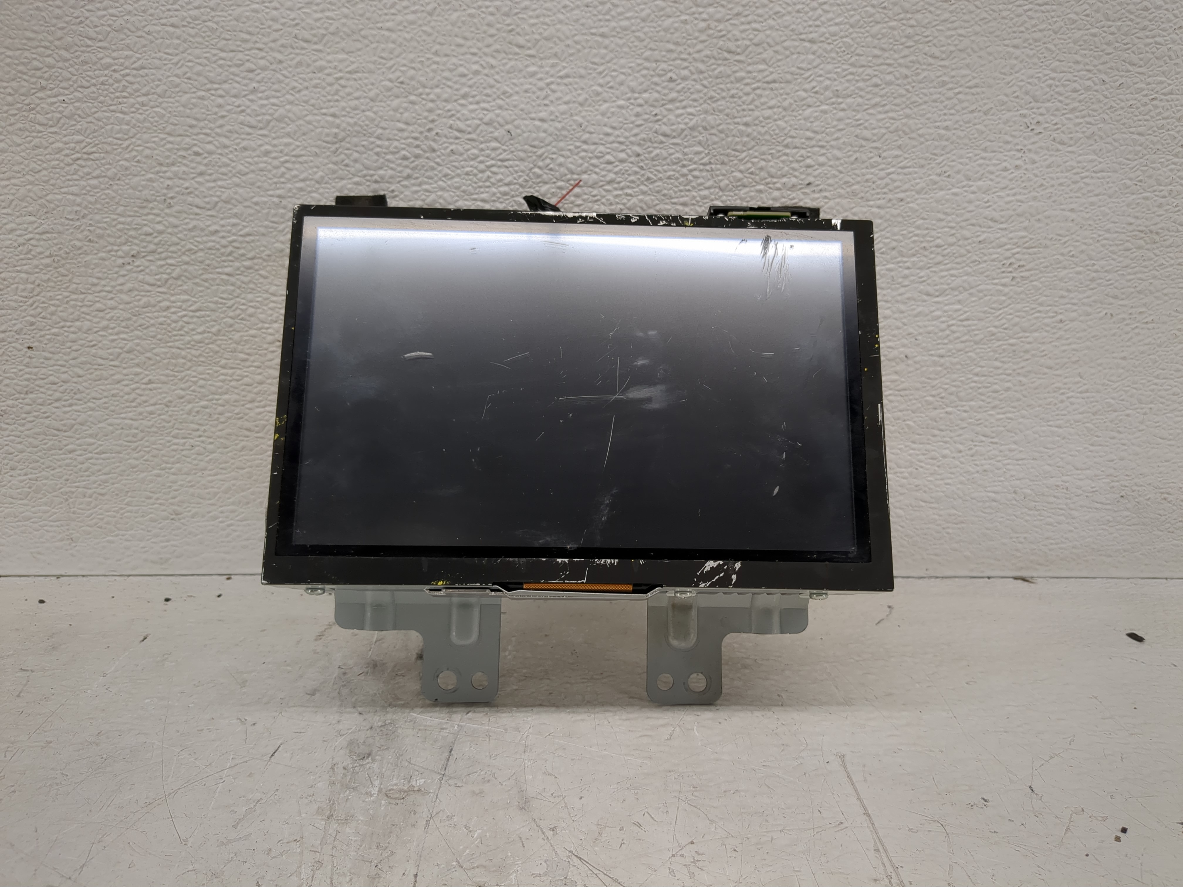2016-2017 Infiniti Q50 Information Display Screen 1197849 - Oemusedautoparts1.com