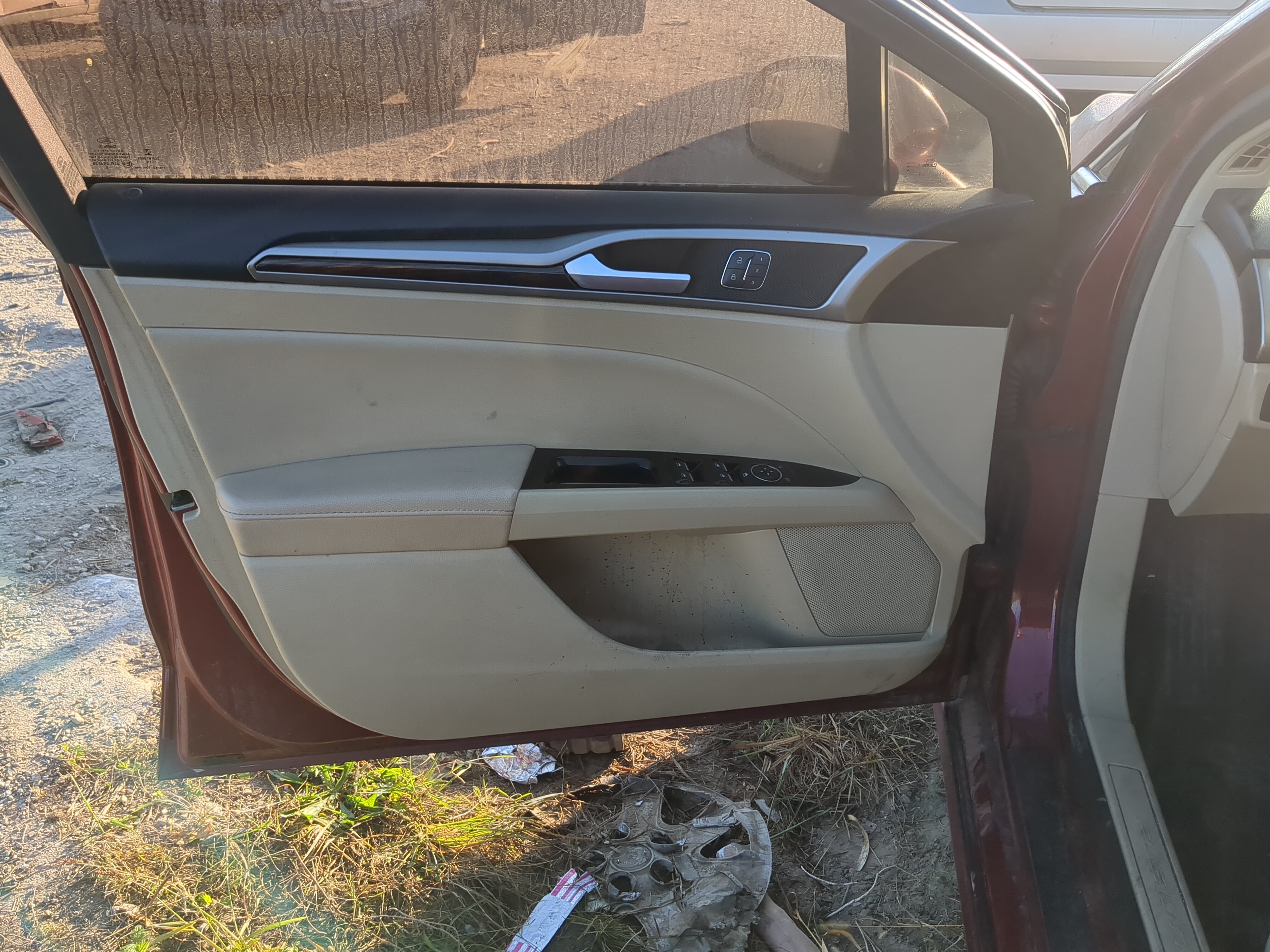 2016 Ford Fusion Front Left Driver Interior Door Panel Trim 1197863 - Oemusedautoparts1.com