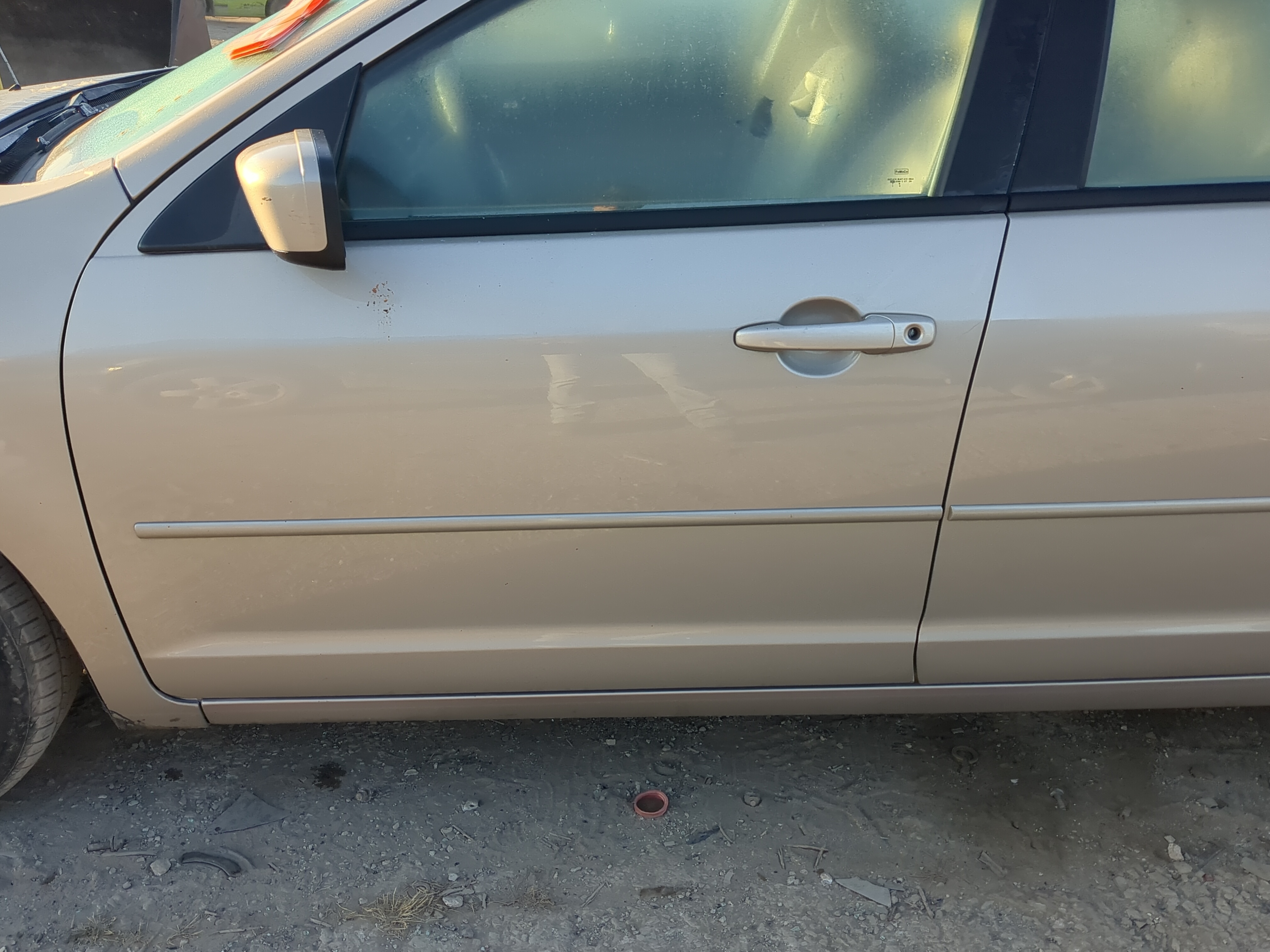 2006-2012 Ford Fusion Driver Front Door Oem 1198202 - Oemusedautoparts1.com