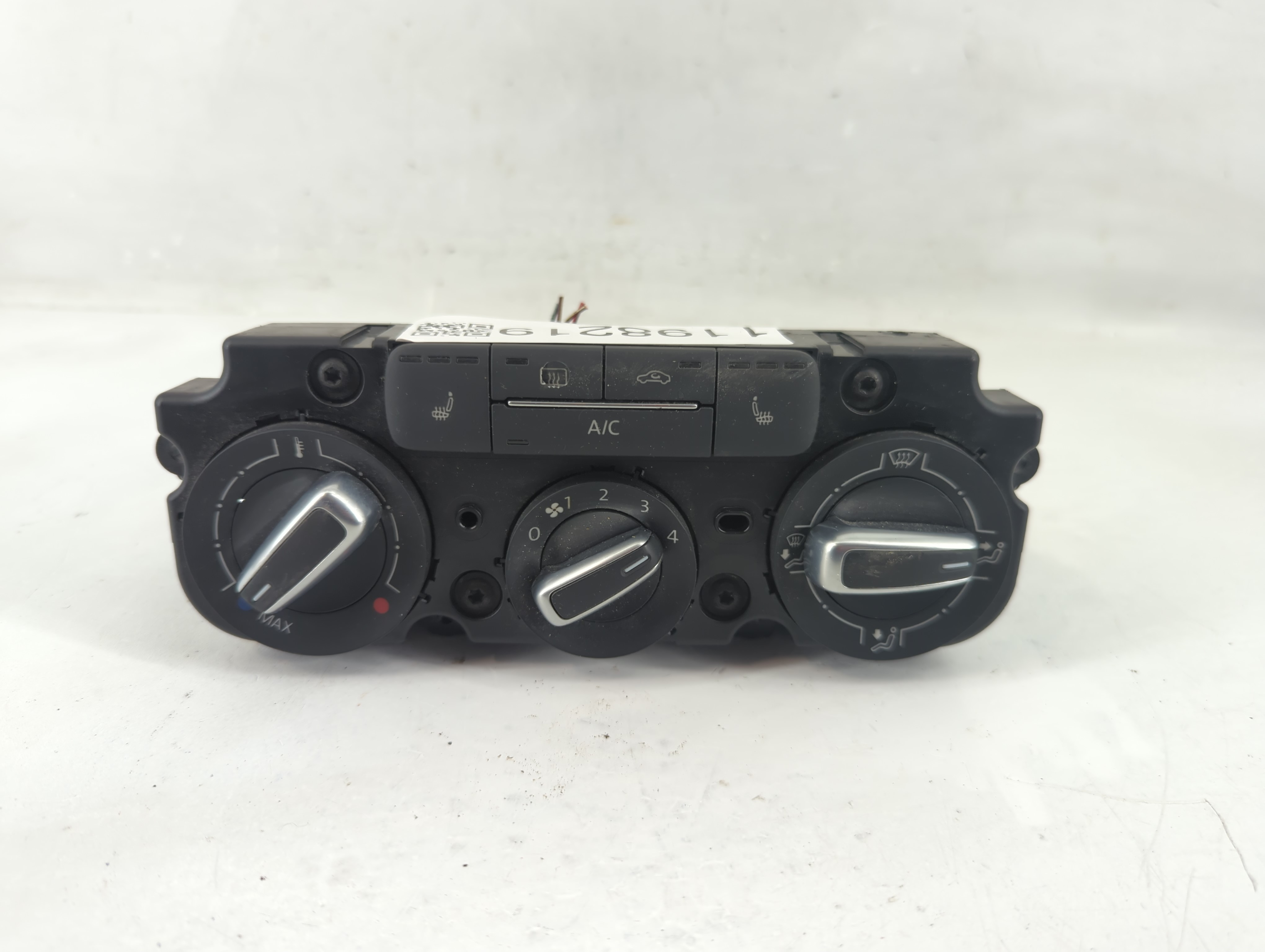 2015-2018 Volkswagen Jetta Ac Heater Climate Control 1198219 - Oemusedautoparts1.com