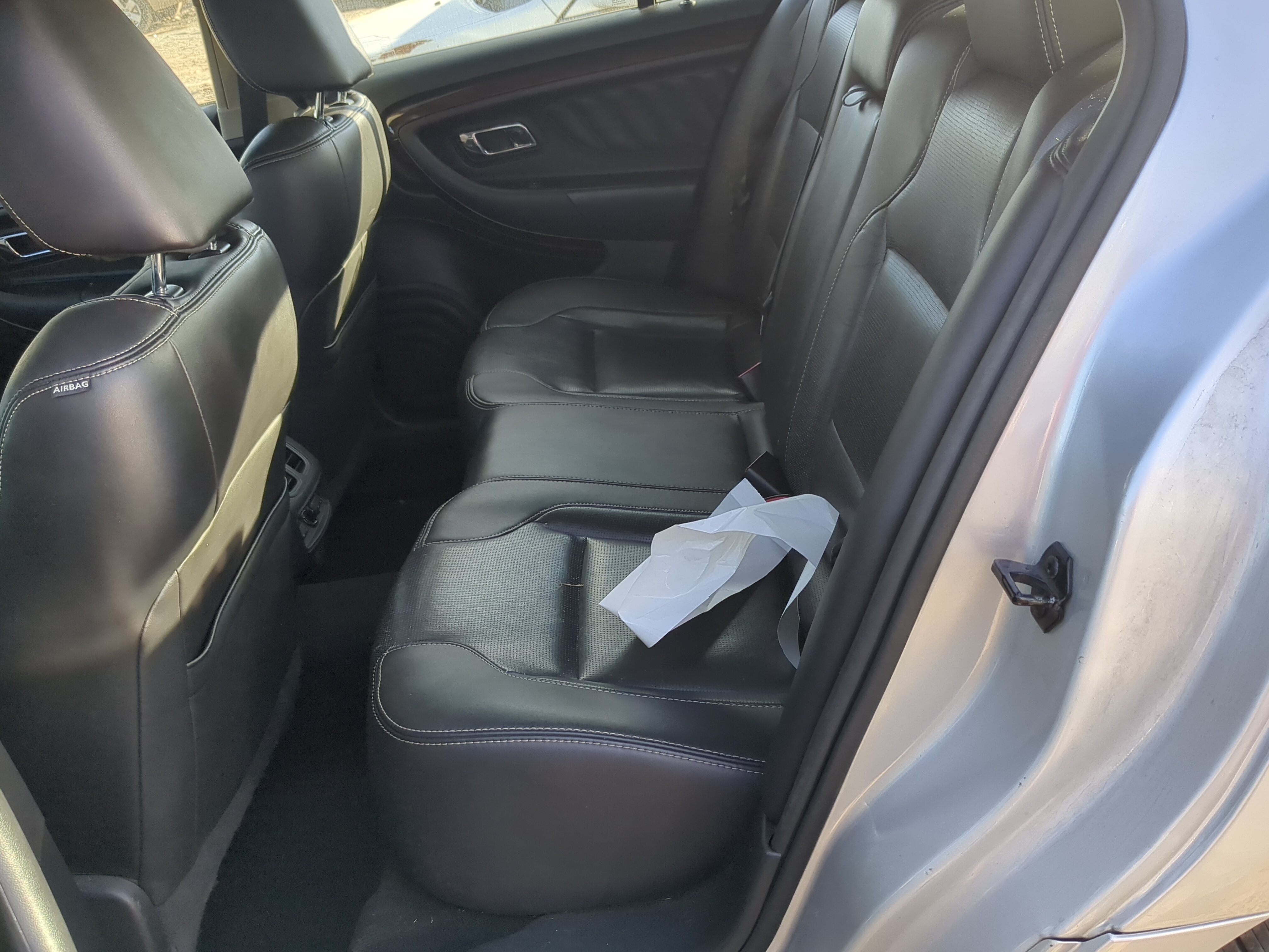 2011 Ford Taurus Rear Seat Oem 1198370 - Oemusedautoparts1.com