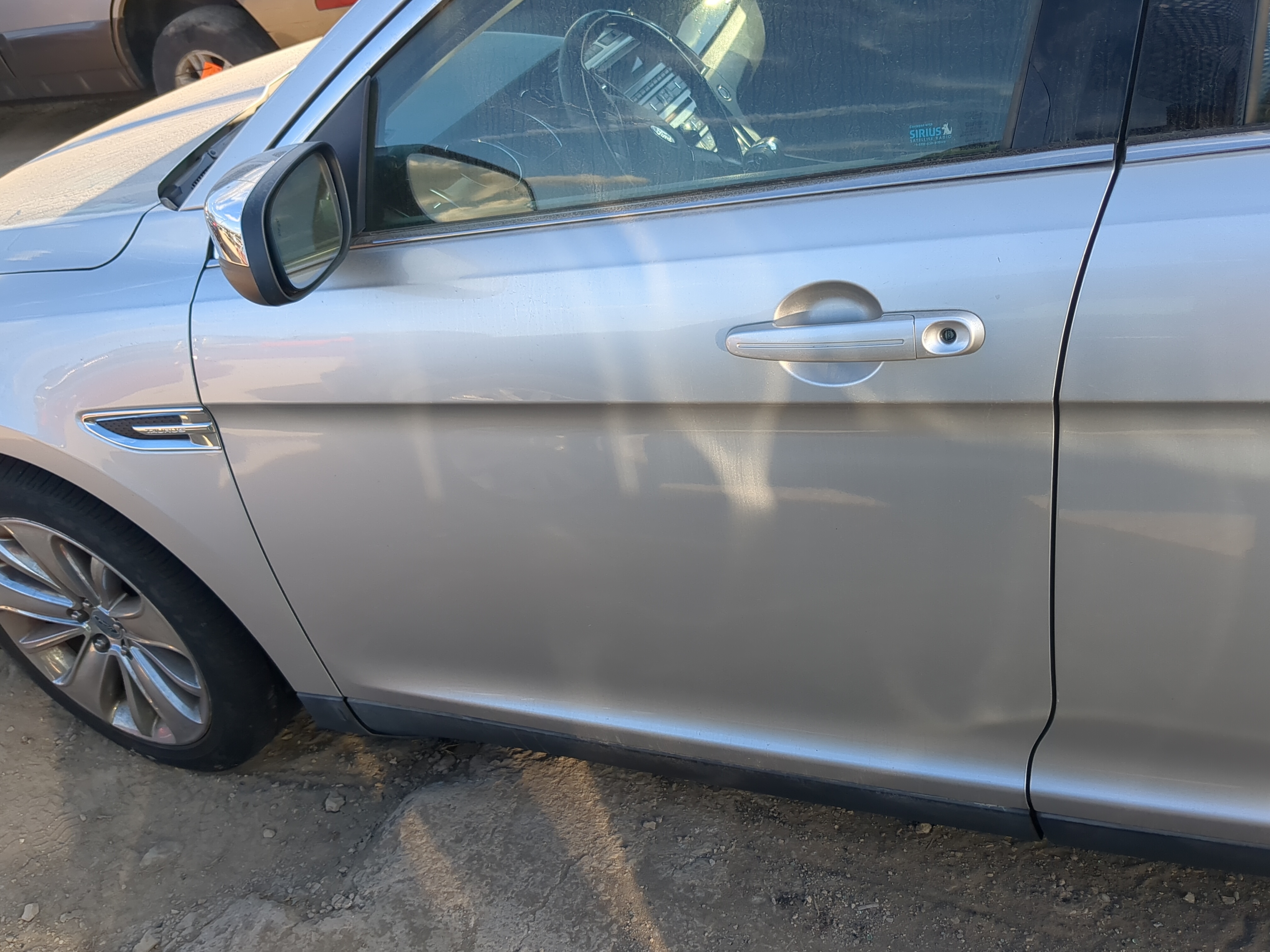 2010-2019 Ford Taurus Driver Front Door Oem 1198416 - Oemusedautoparts1.com