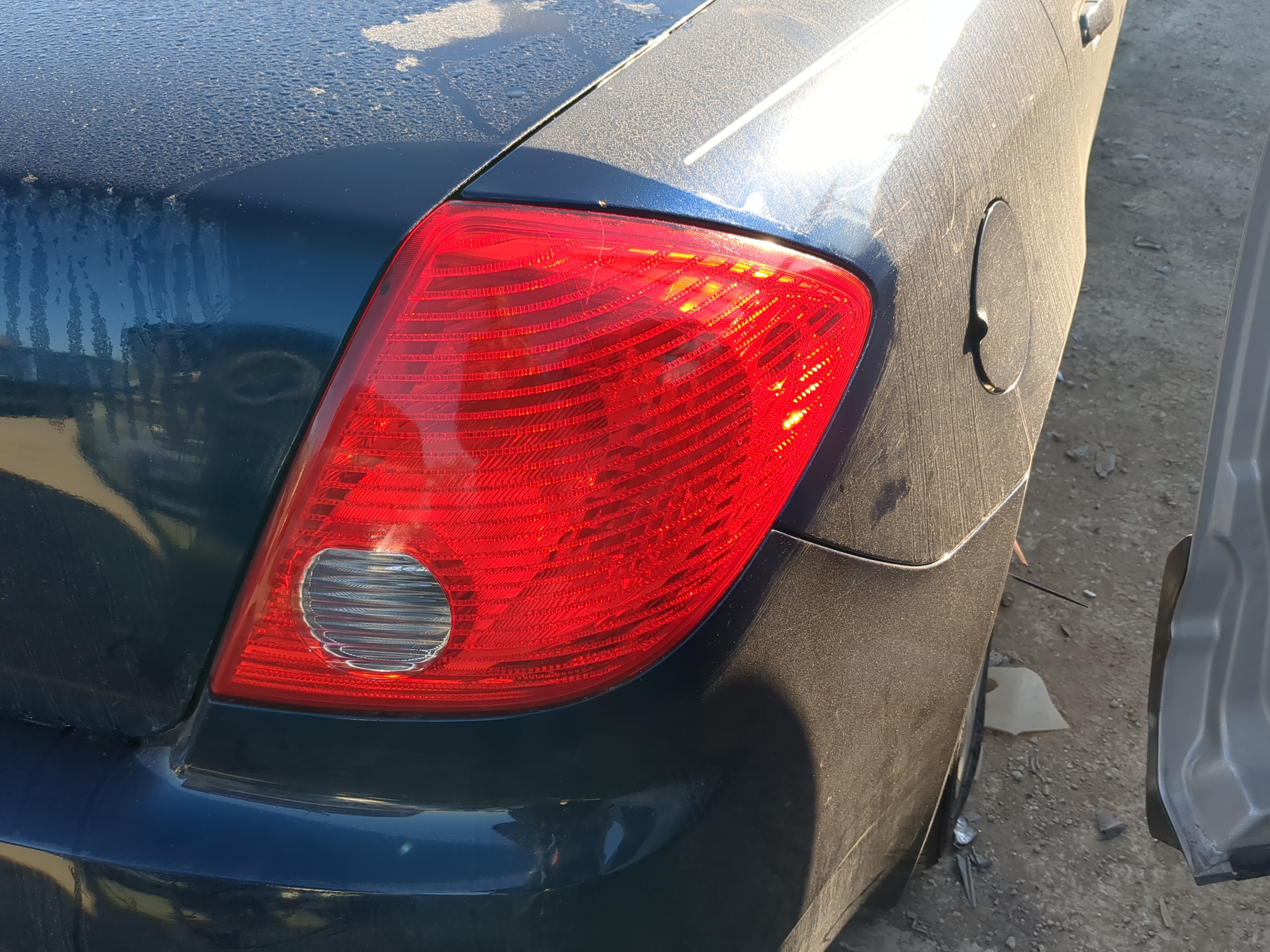 Picture of 2005-2010 Pontiac G6 Passenger Right Side Tail Light Taillight Oem 1198509
