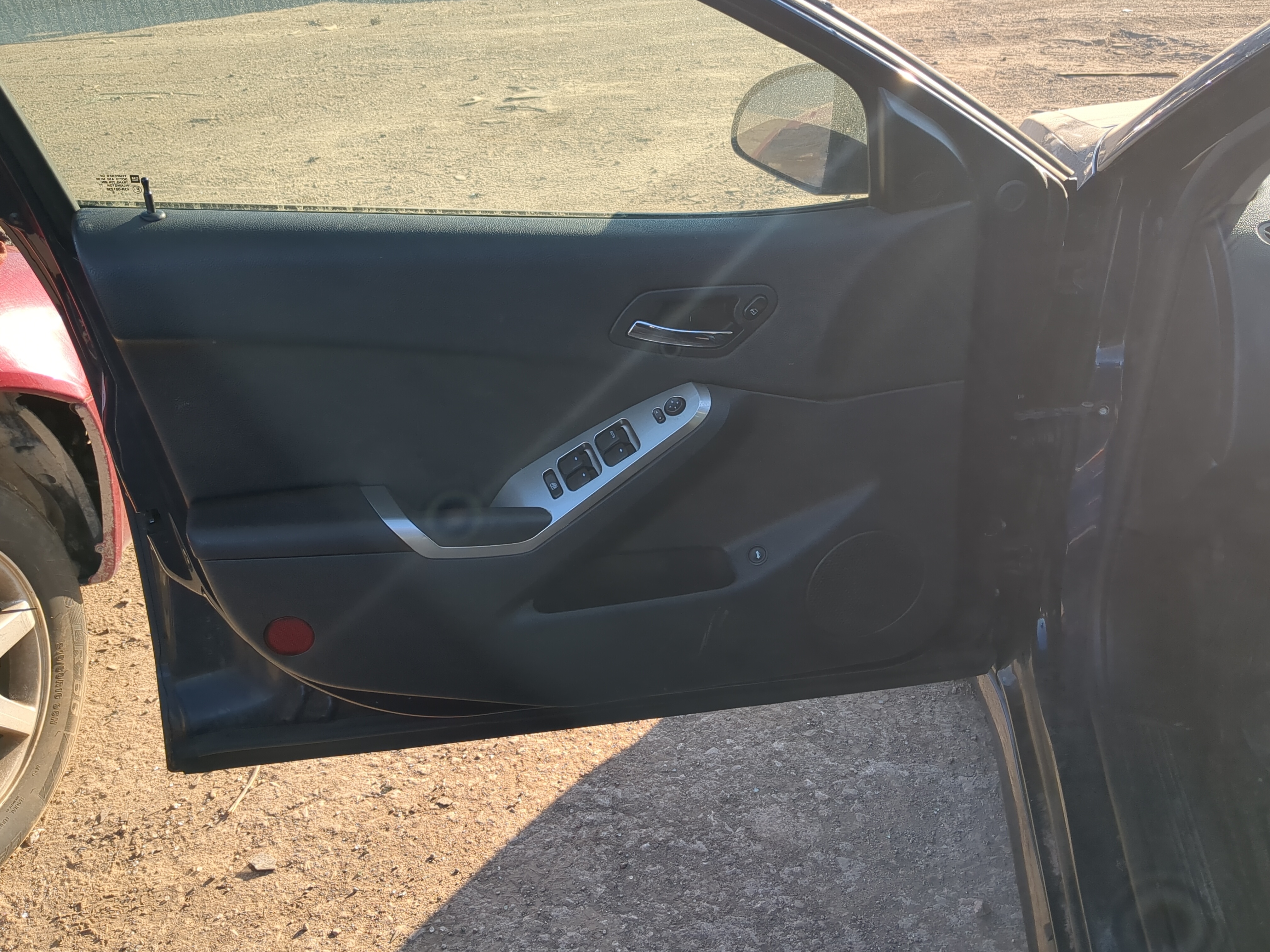 Picture of 2009 Pontiac G6 Front Left Driver Interior Door Panel Trim 1198539