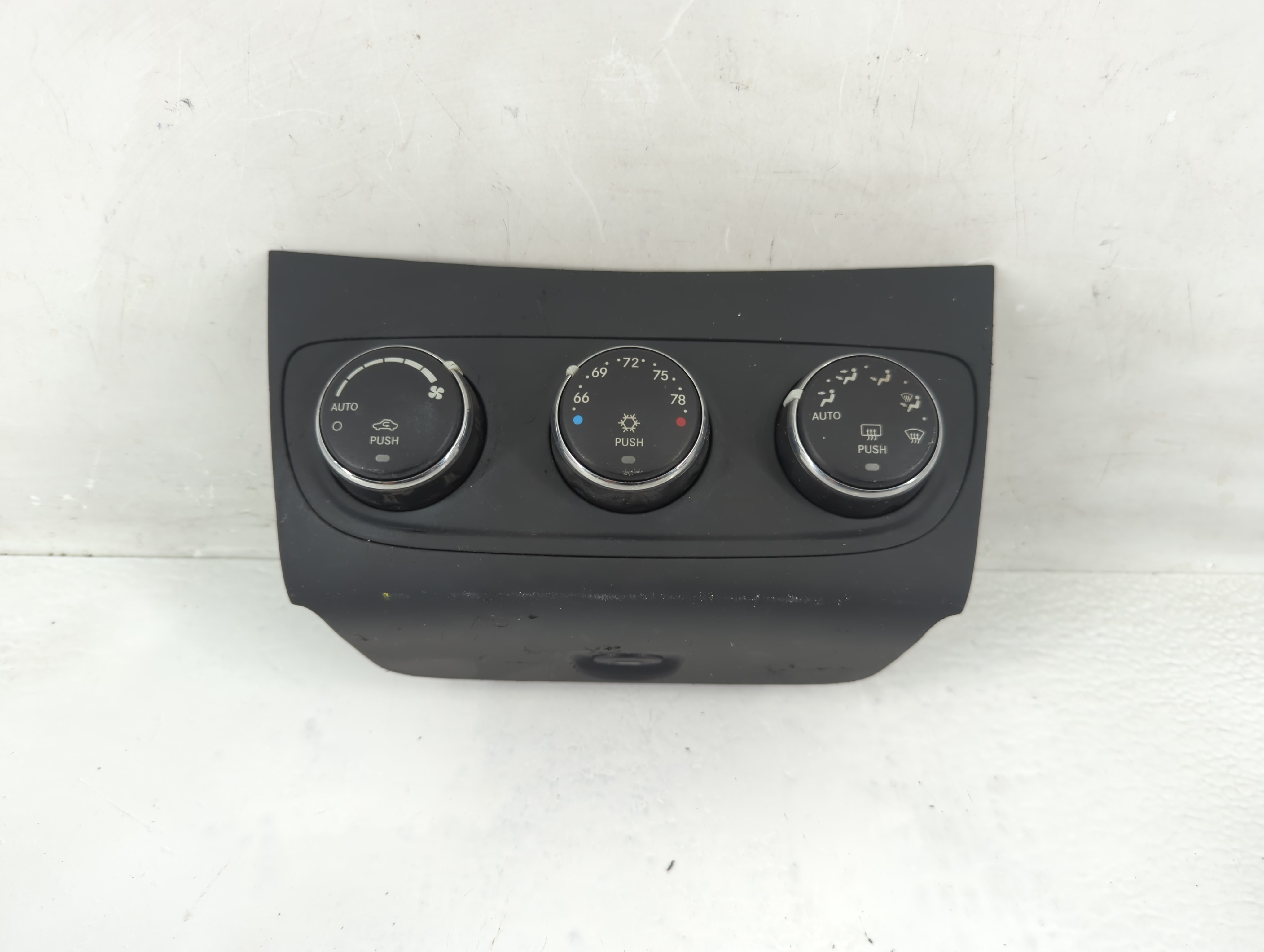 2008-2014 Dodge Avenger Ac Heater Climate Control P55111888ah 1198592 - Oemusedautoparts1.com