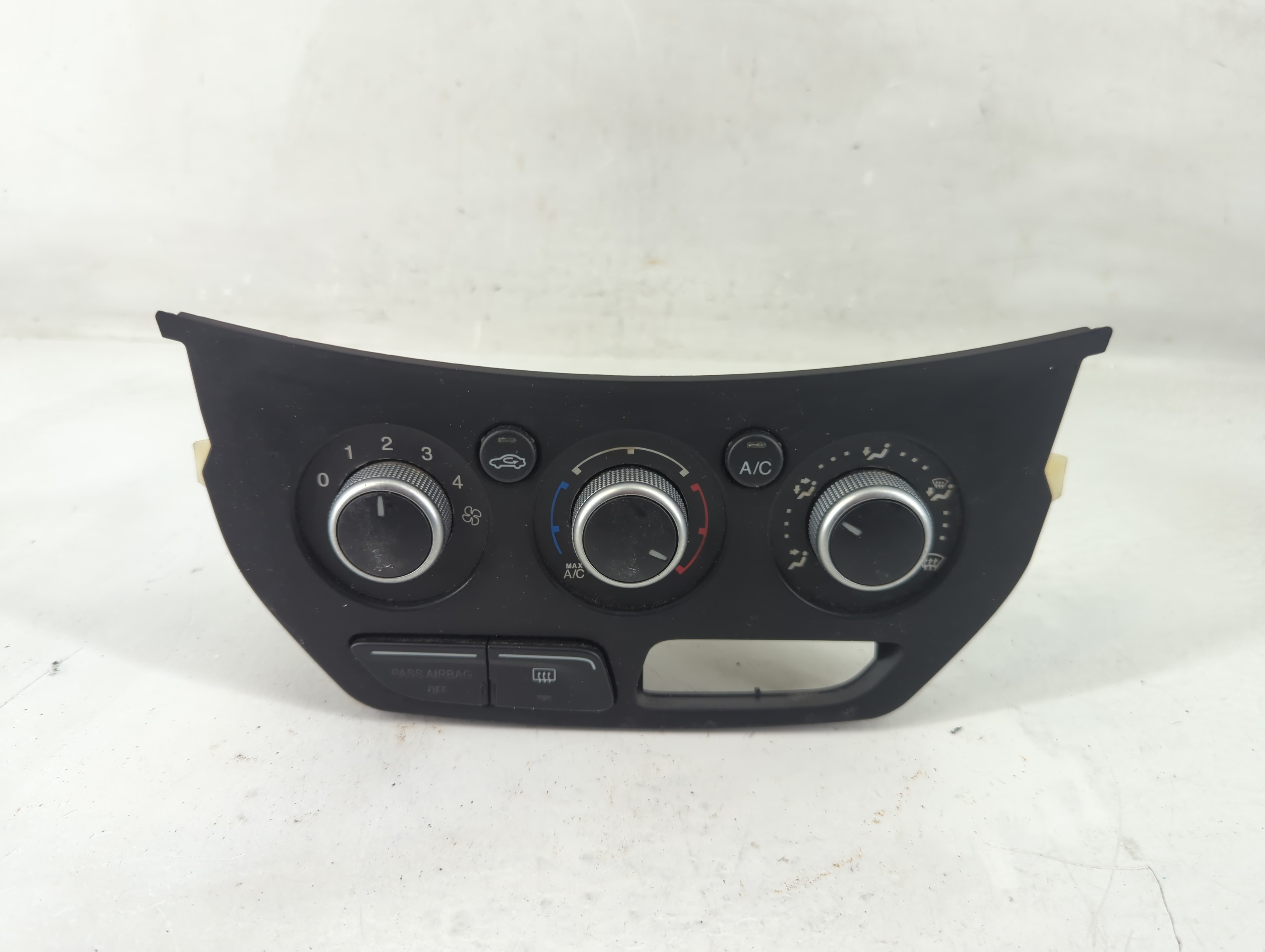 2013-2016 Ford Escape Ac Heater Roof Climate Control Cj5t-19980-dd 1198595 - Oemusedautoparts1.com
