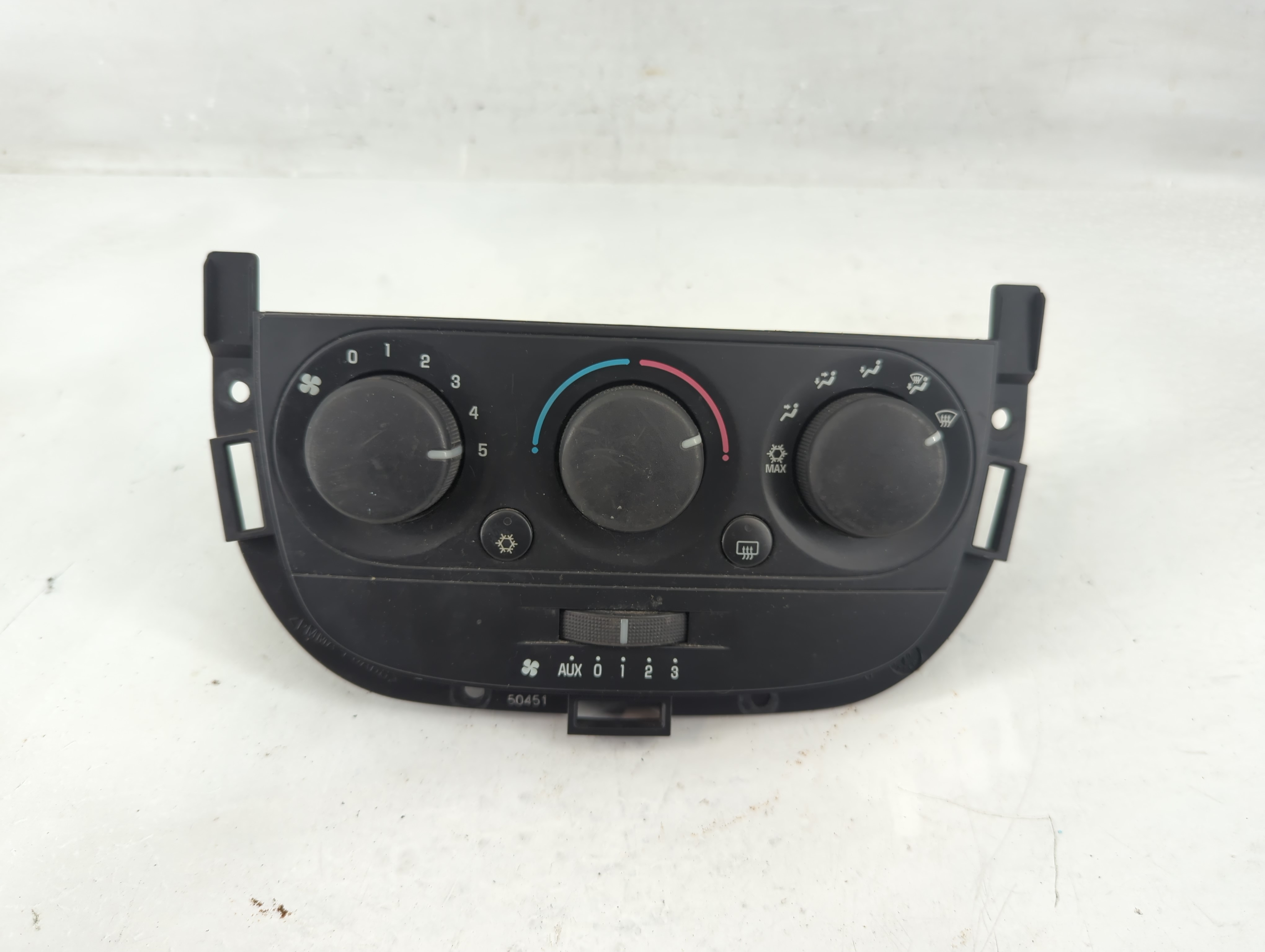 2005 Chevrolet Uplander Ac Heater Climate Control 15256191 1198600 - Oemusedautoparts1.com