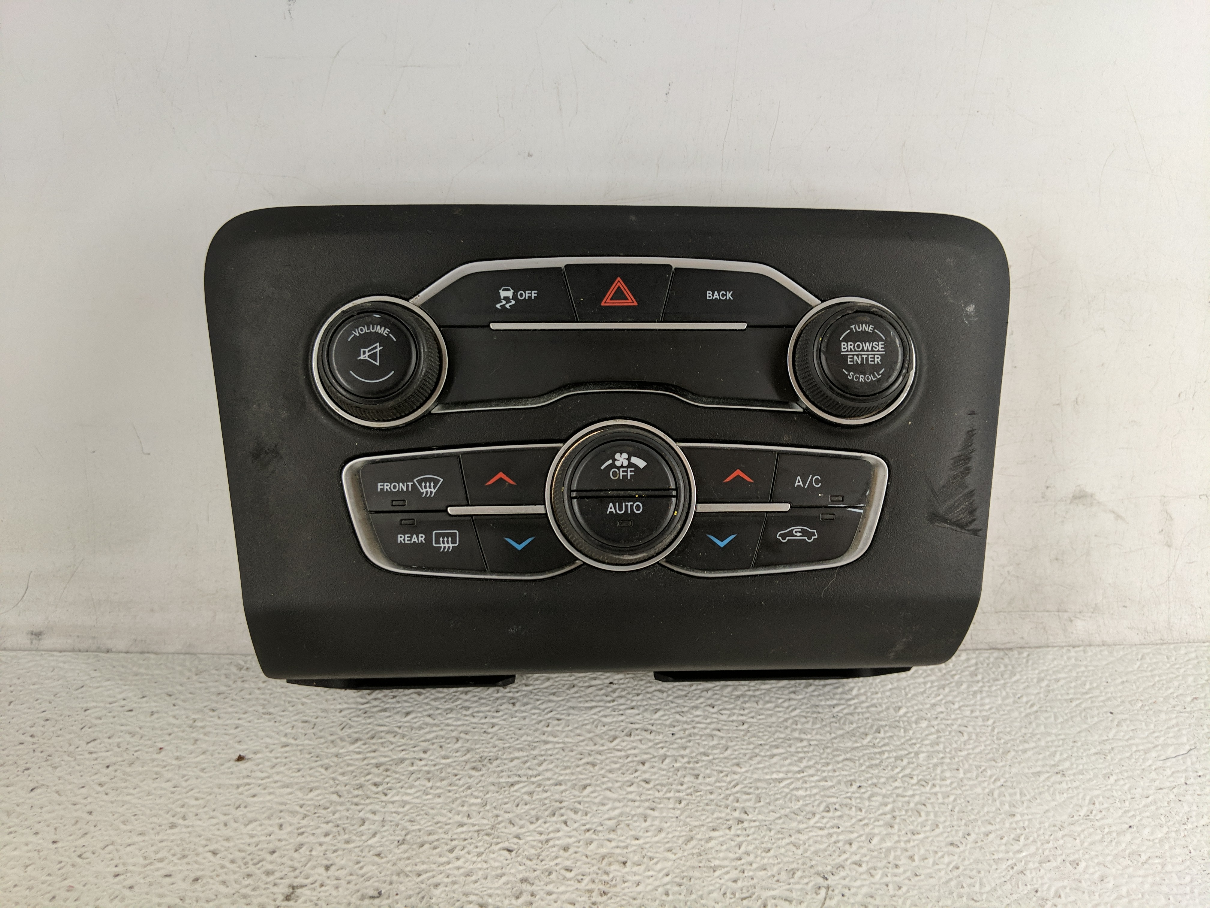 2015-2016 Dodge Charger Ac Heater Climate Control P56054676ab 1198602 - Oemusedautoparts1.com
