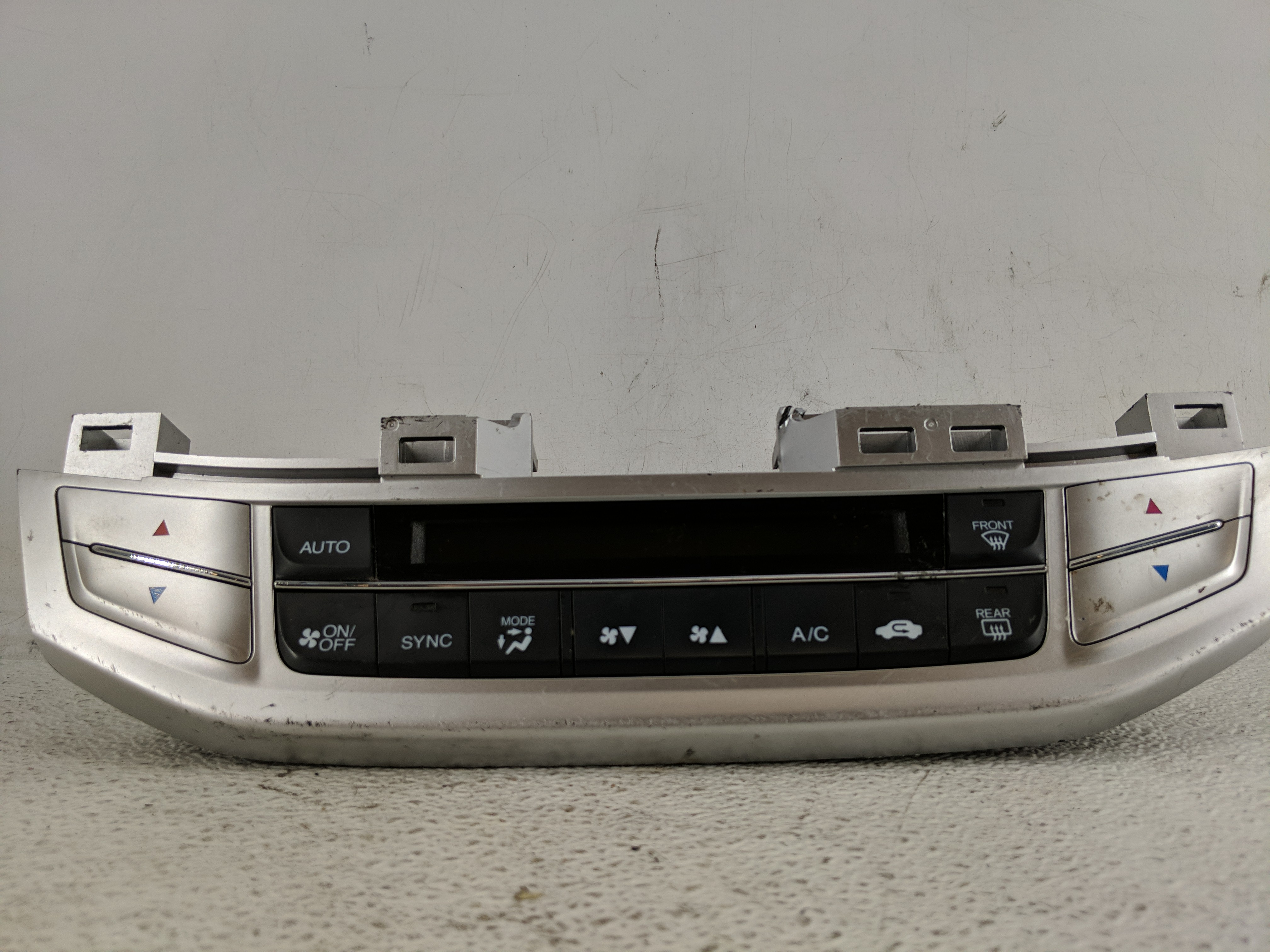 2013-2015 Honda Accord Ac Heater Climate Control 79600 T2f A611 M1 1198616 - Oemusedautoparts1.com