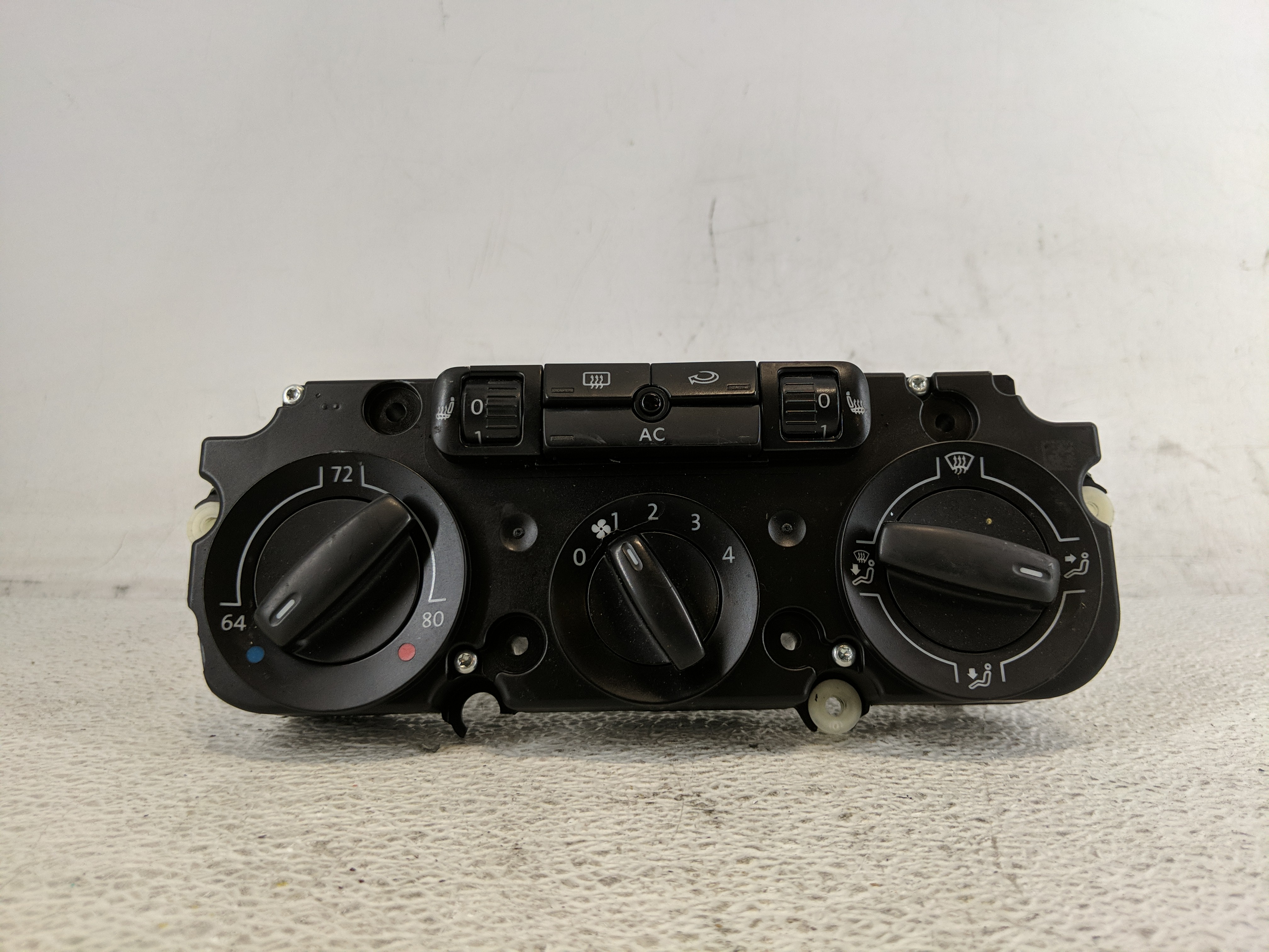 Picture of 2006-2010 Volkswagen Passat Ac Heater Climate Control 5hb 010 272 1198667