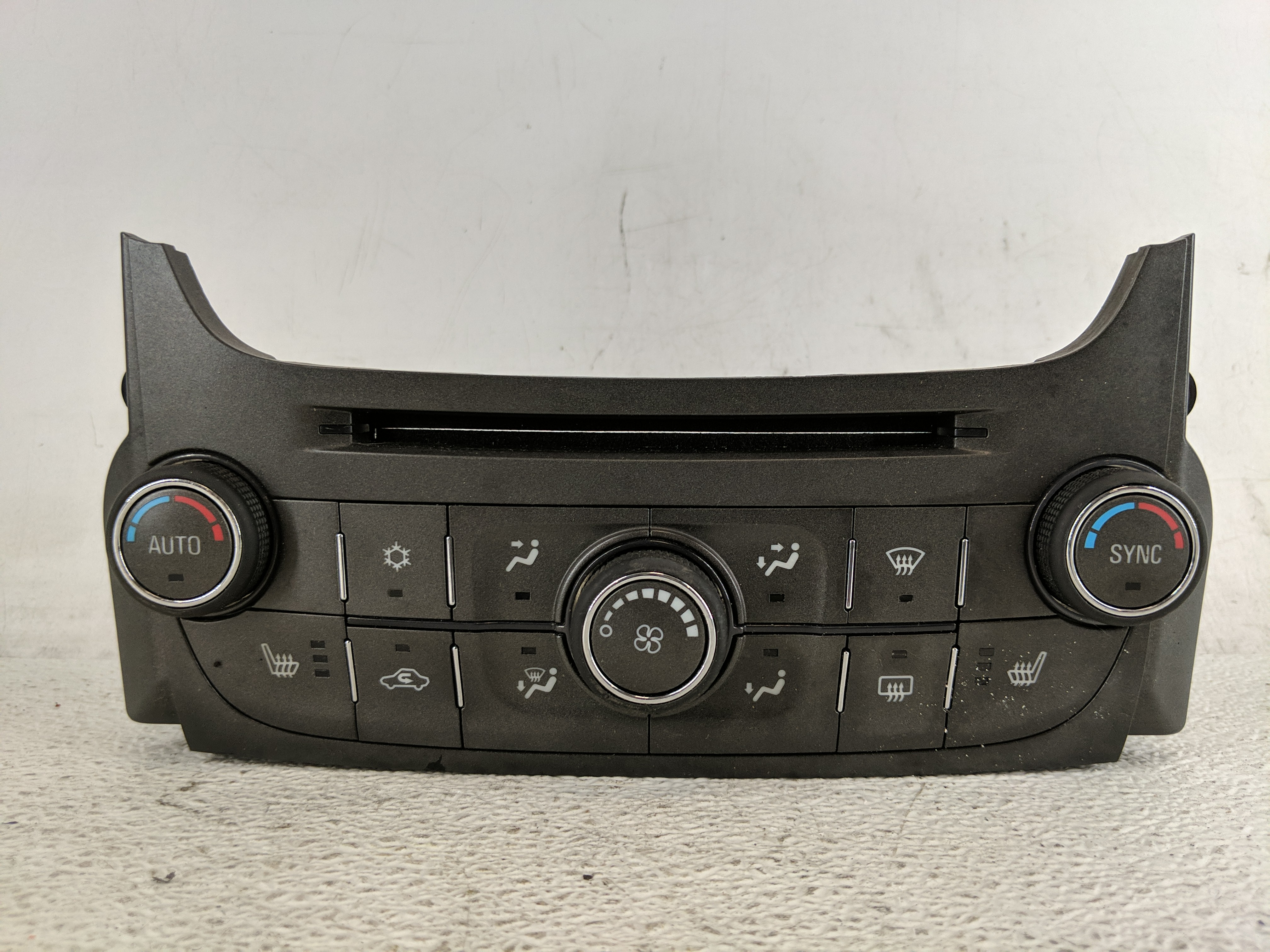2013-2013 Chevrolet Malibu Ac Heater Climate Control 22854774 1198668 - Oemusedautoparts1.com
