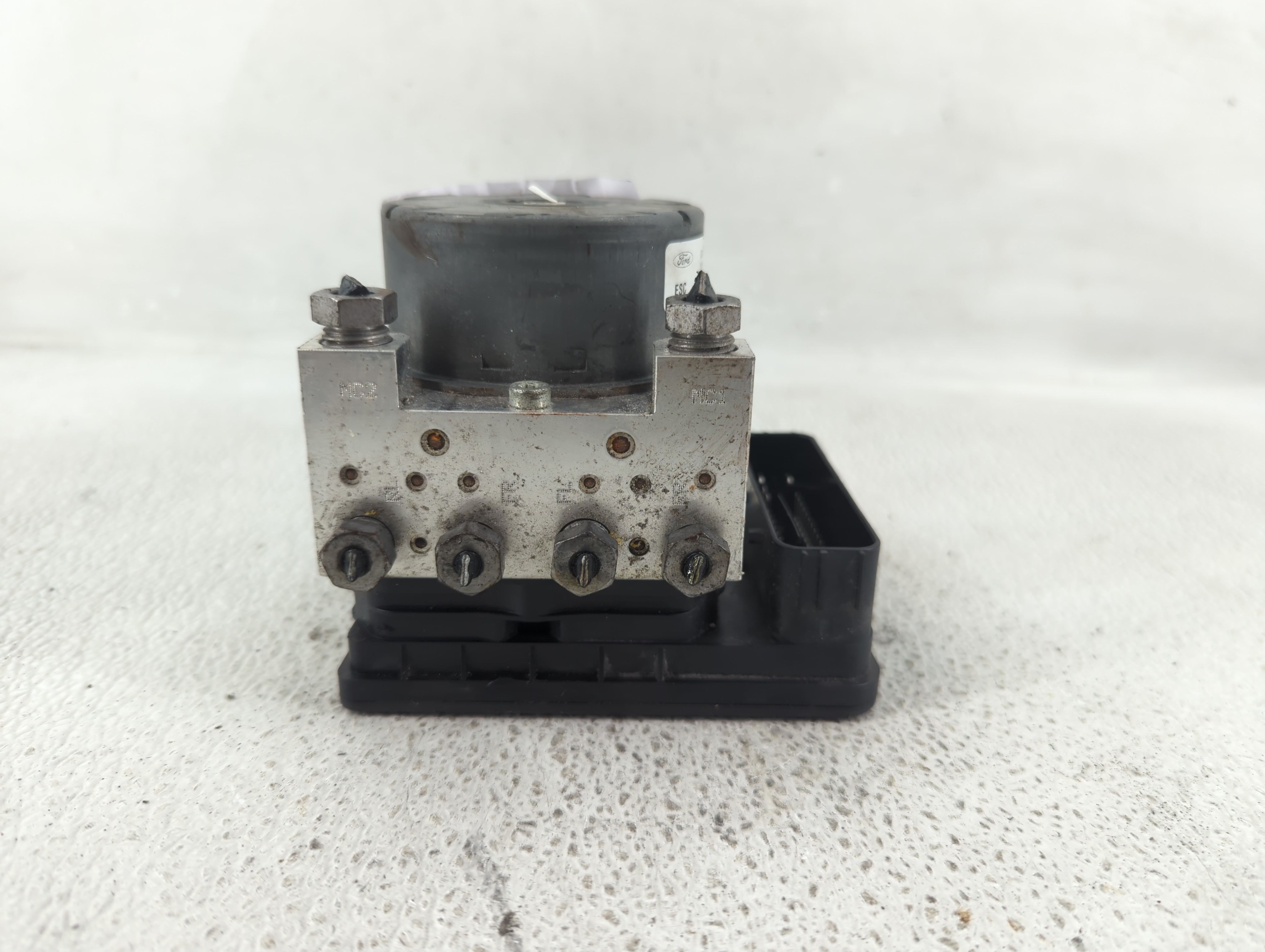 2015-2020 Ford Mustang Abs Pump Control Module 1198699 - Oemusedautoparts1.com