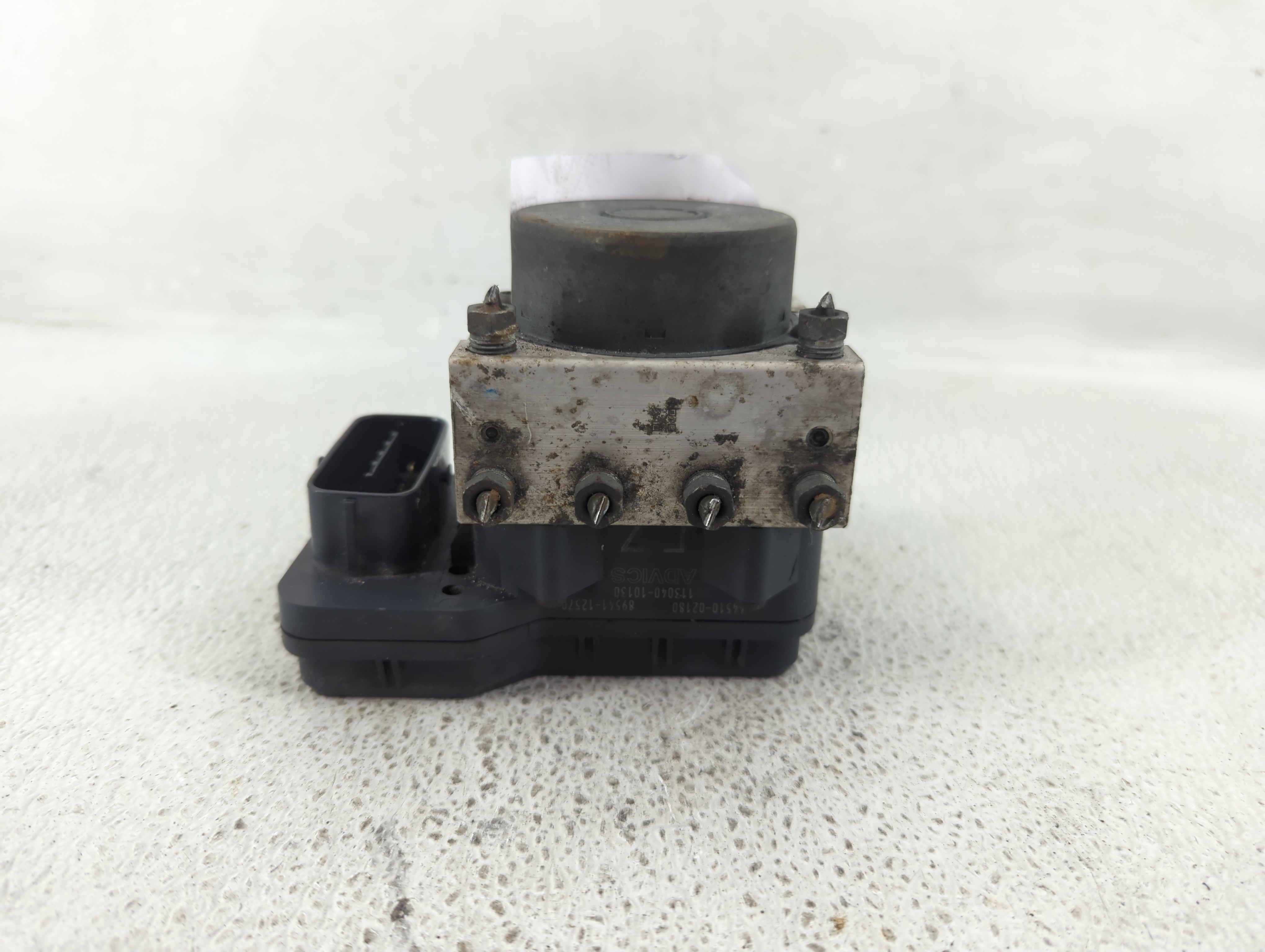 2009-2010 Toyota Matrix Abs Pump Control Module 1198706 - Oemusedautoparts1.com