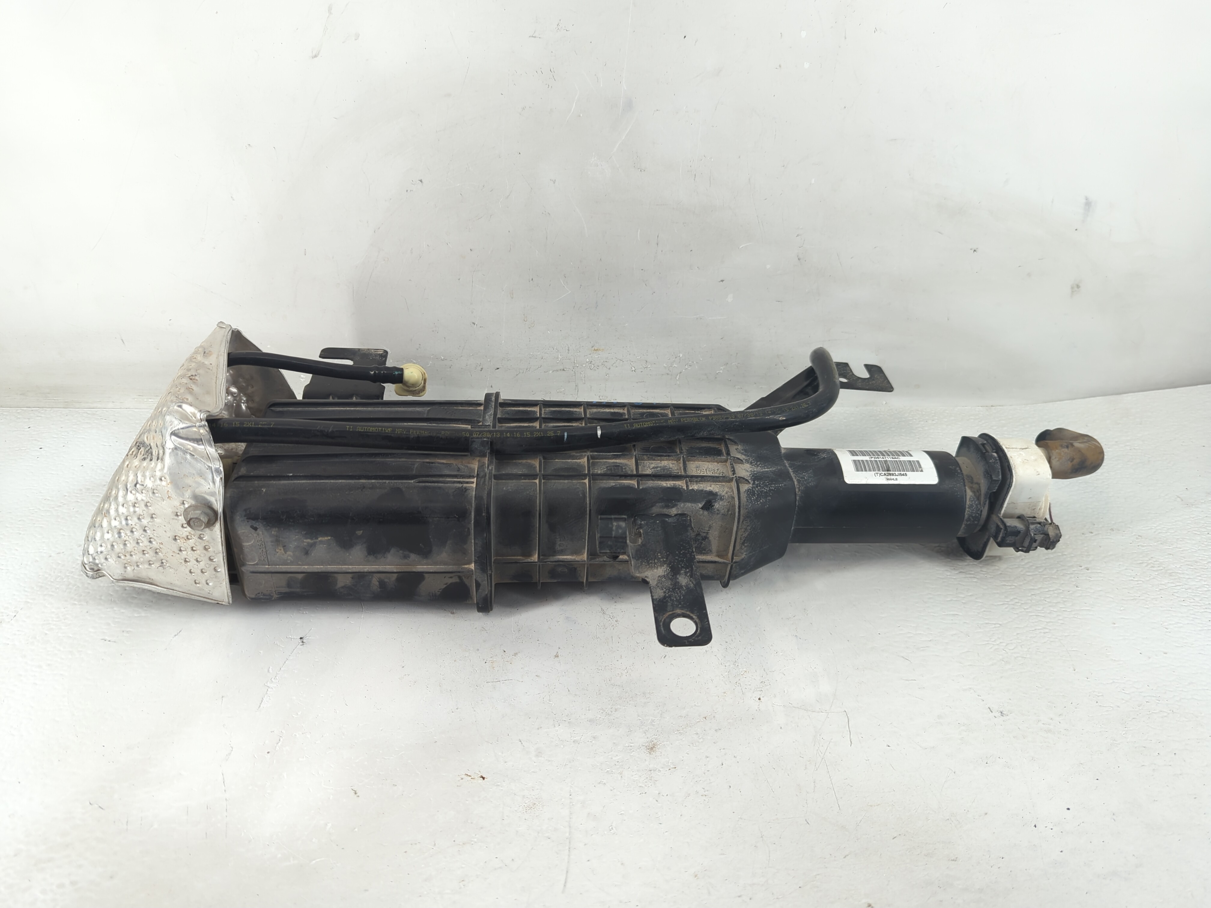 Picture of 2013 Chrysler Town & Country Fuel Vapor Charcoal Canister 1198712