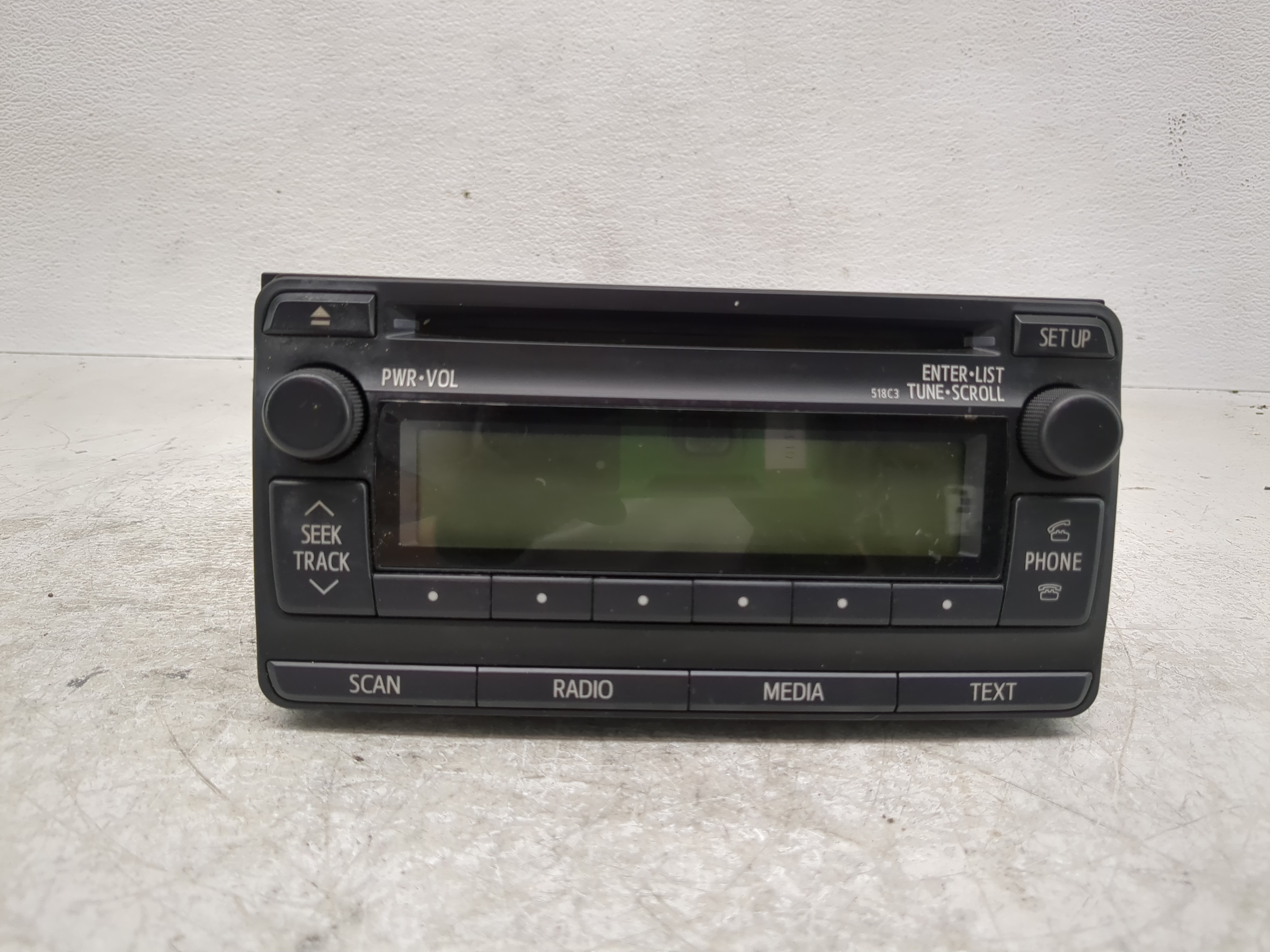 2012-2012 Toyota Rav4 Am Fm Cd Player Radio Receiver 1198755 - Oemusedautoparts1.com
