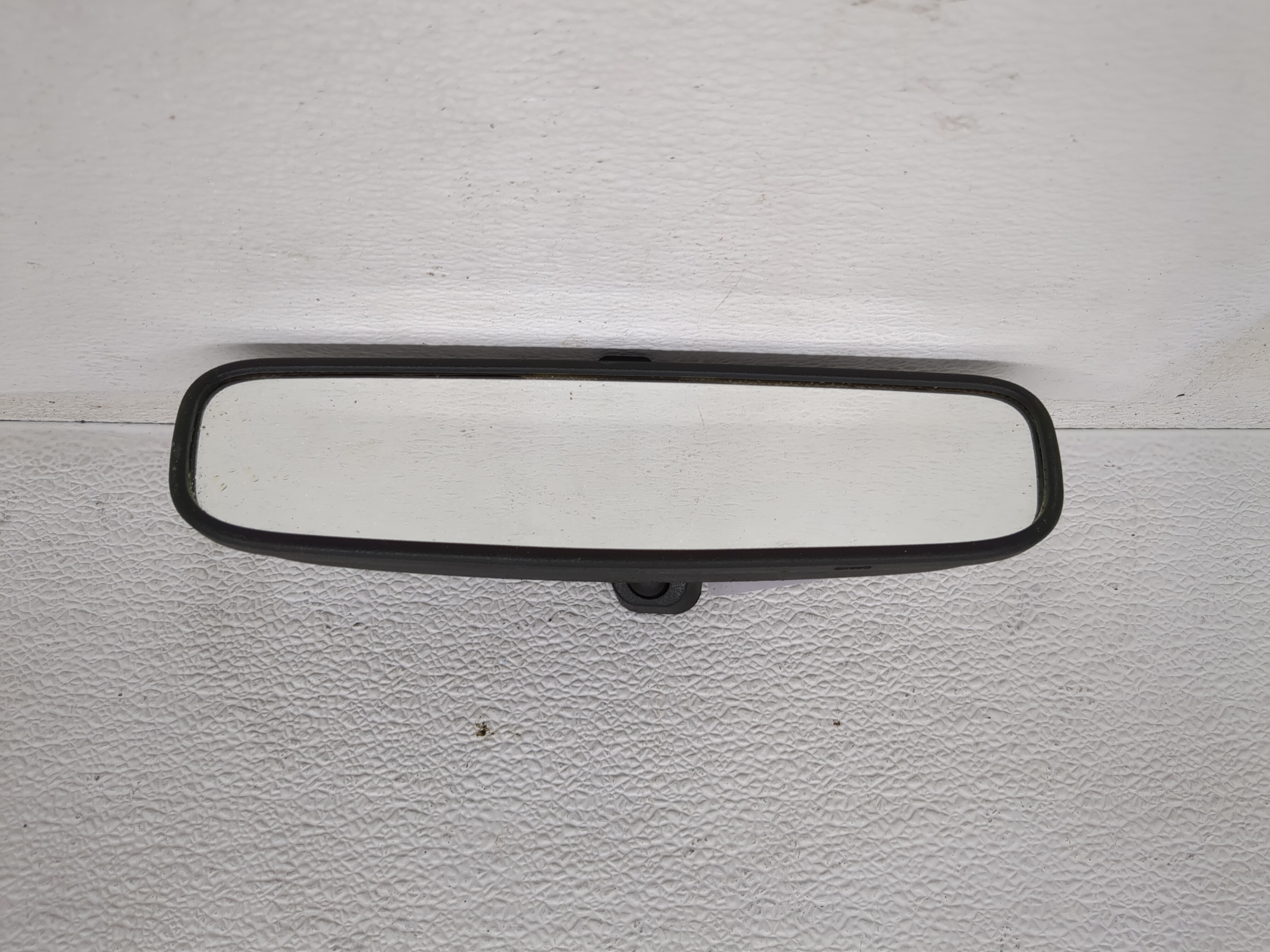 2011-2020 Kia Optima Interior Rear View Mirror Oem 1198798 - Oemusedautoparts1.com