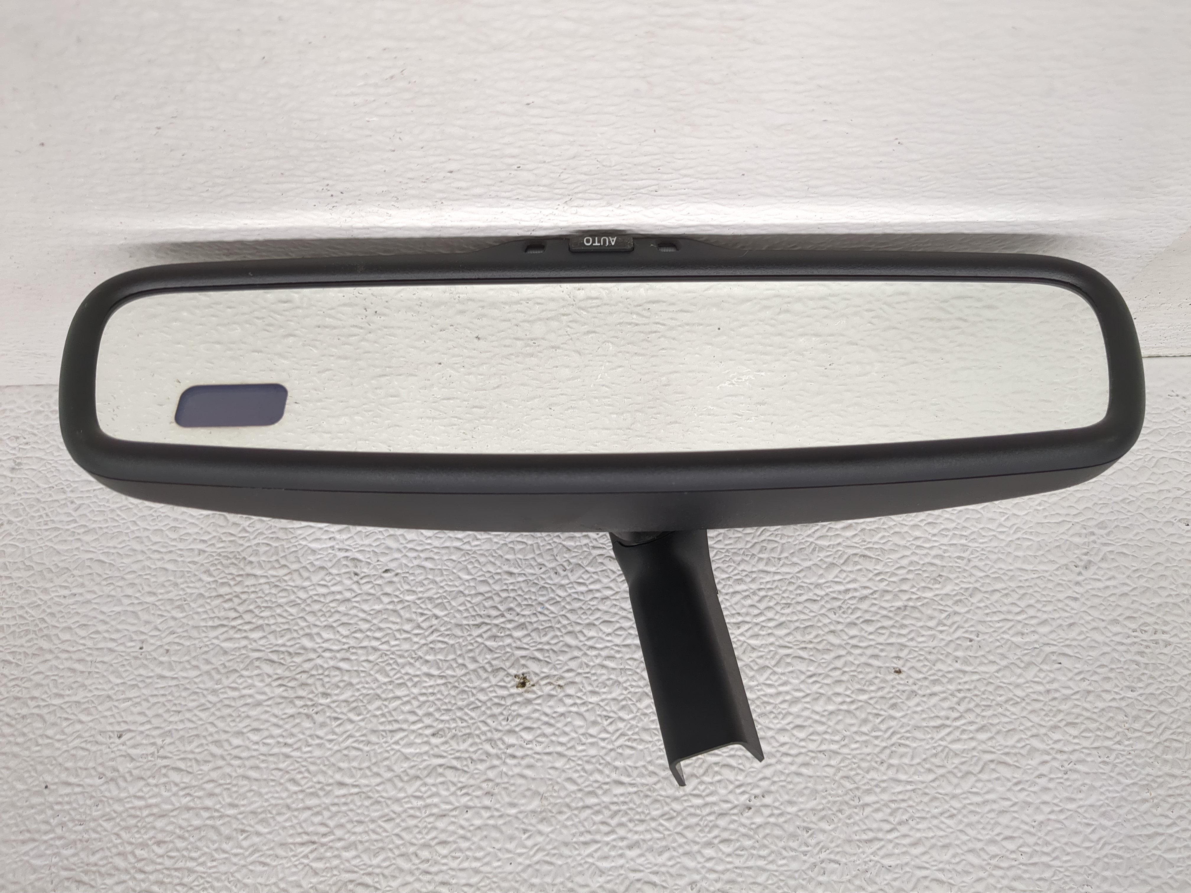 2004-2015 Toyota Rav4 Interior Rear View Mirror Oem 1198812 - Oemusedautoparts1.com