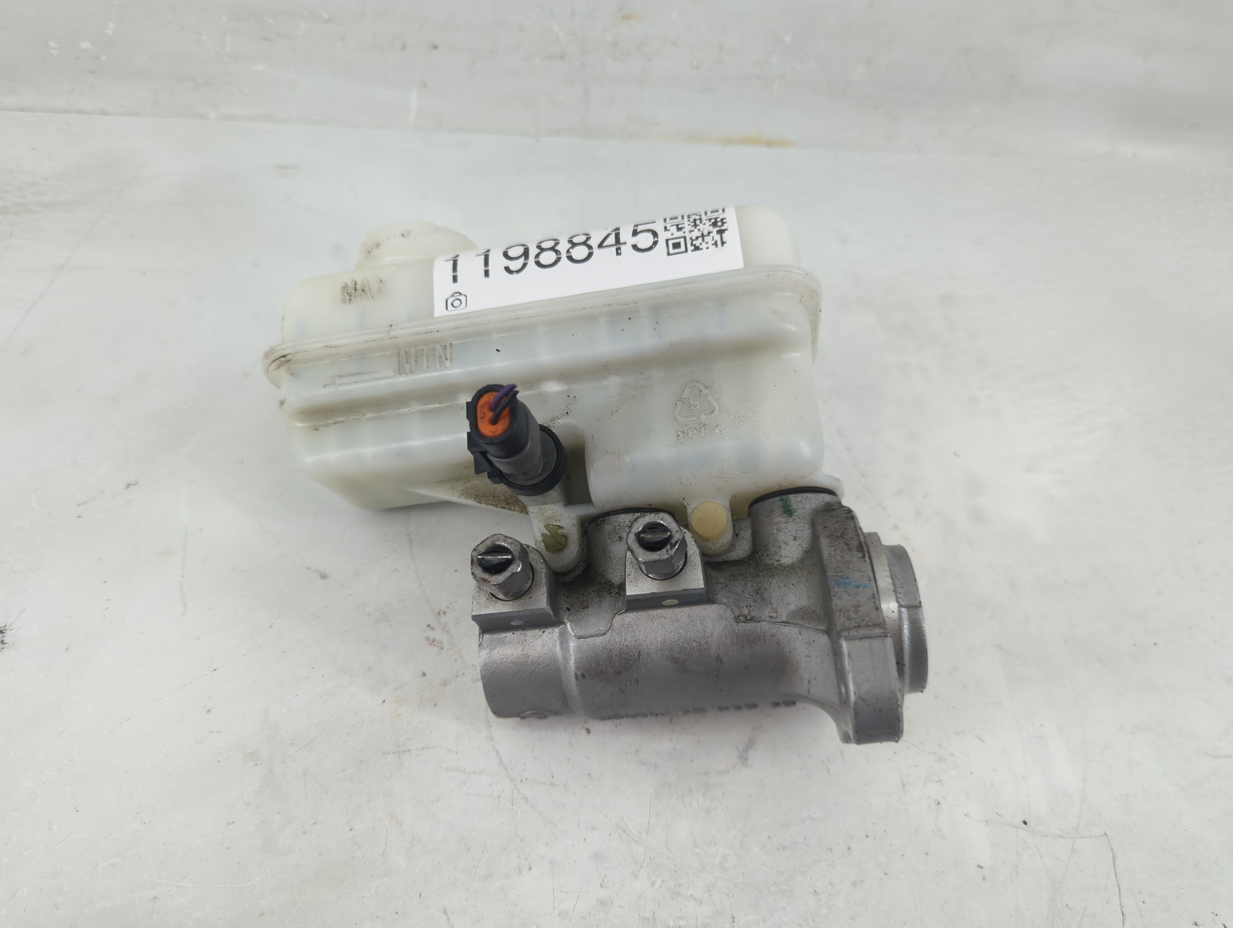 2010-2017 Chevrolet Equinox Power Brake Booster Oem 1198845 - Oemusedautoparts1.com