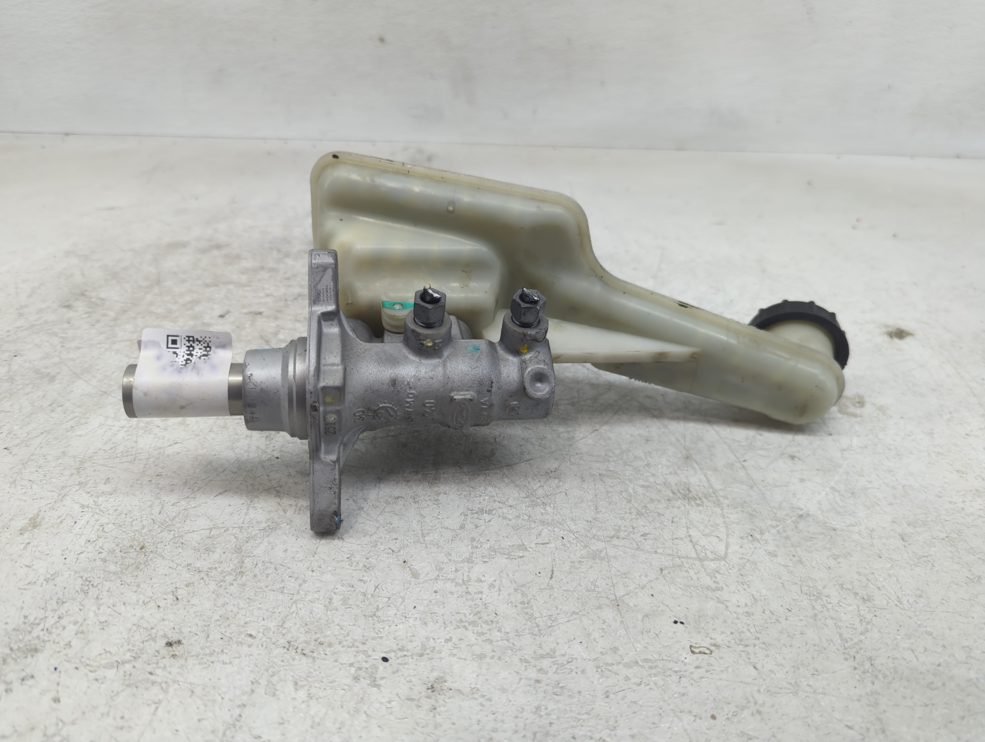 2013-2016 Ford Fusion Brake Master Cylinder 1198862 - Oemusedautoparts1.com
