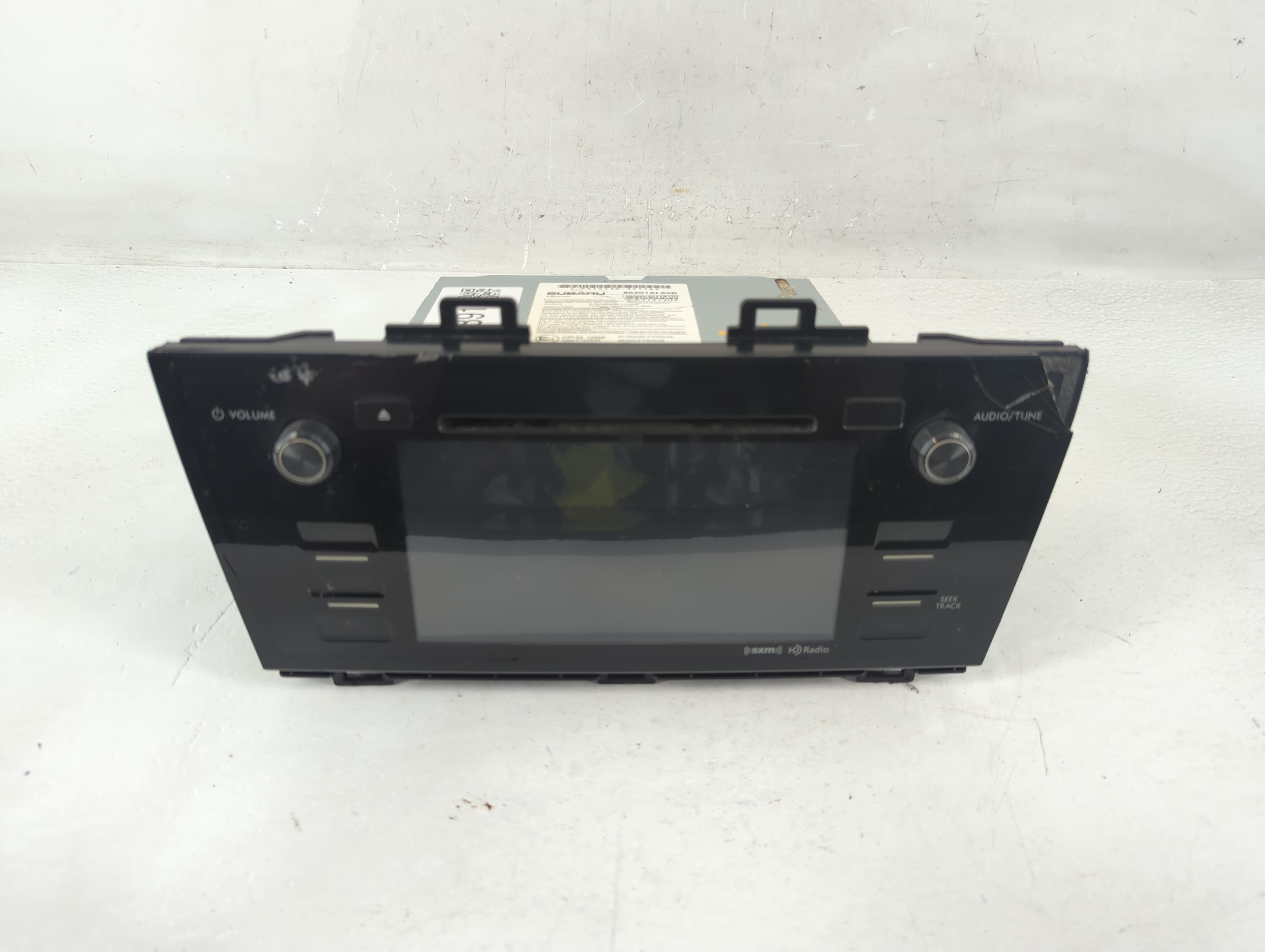 2017-2017 Subaru Legacy Am Fm Cd Player Radio Receiver 1198914 - Oemusedautoparts1.com