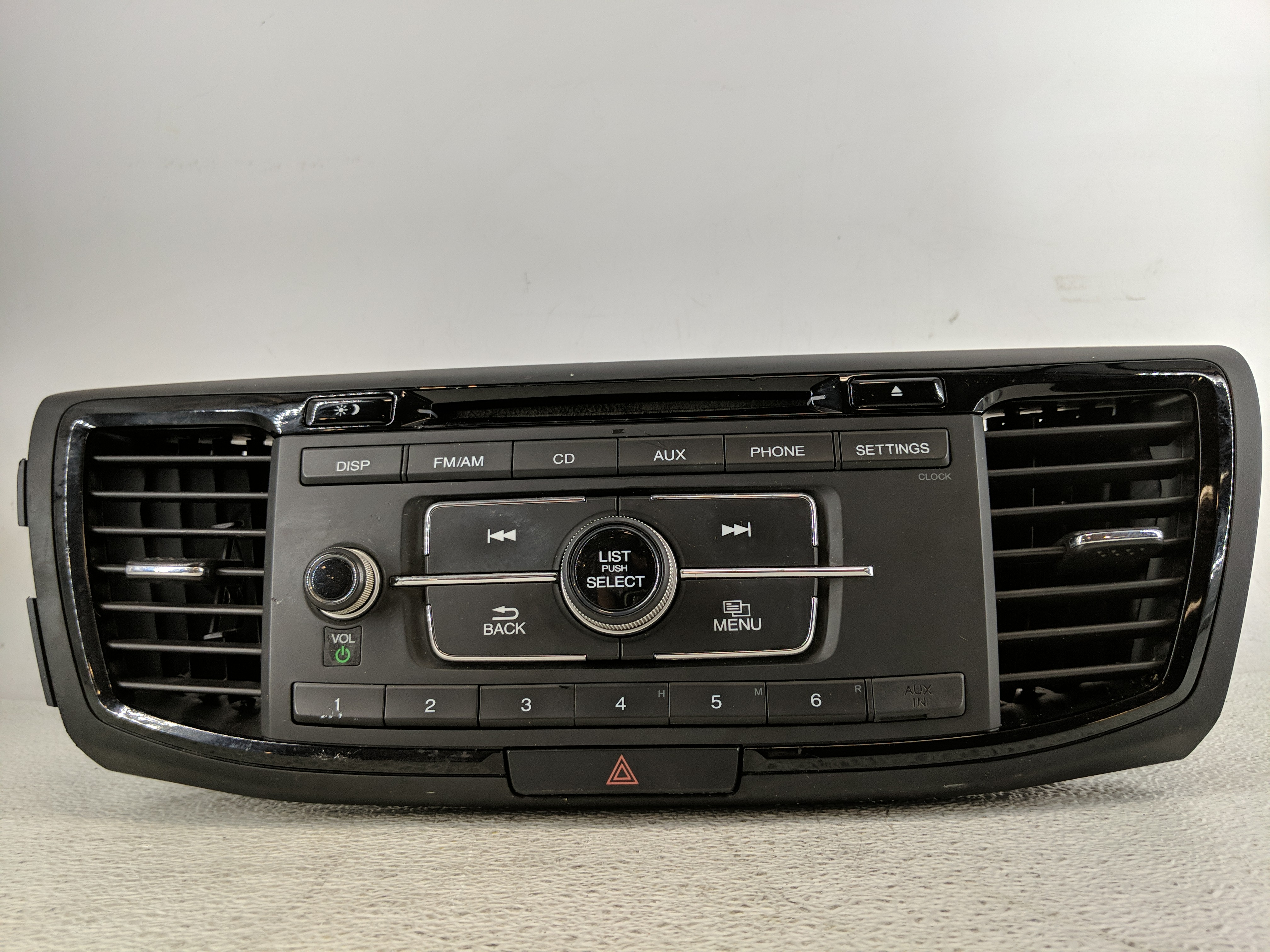 2016-2017 Honda Accord Am Fm Cd Player Radio Receiver 1198930 - Oemusedautoparts1.com