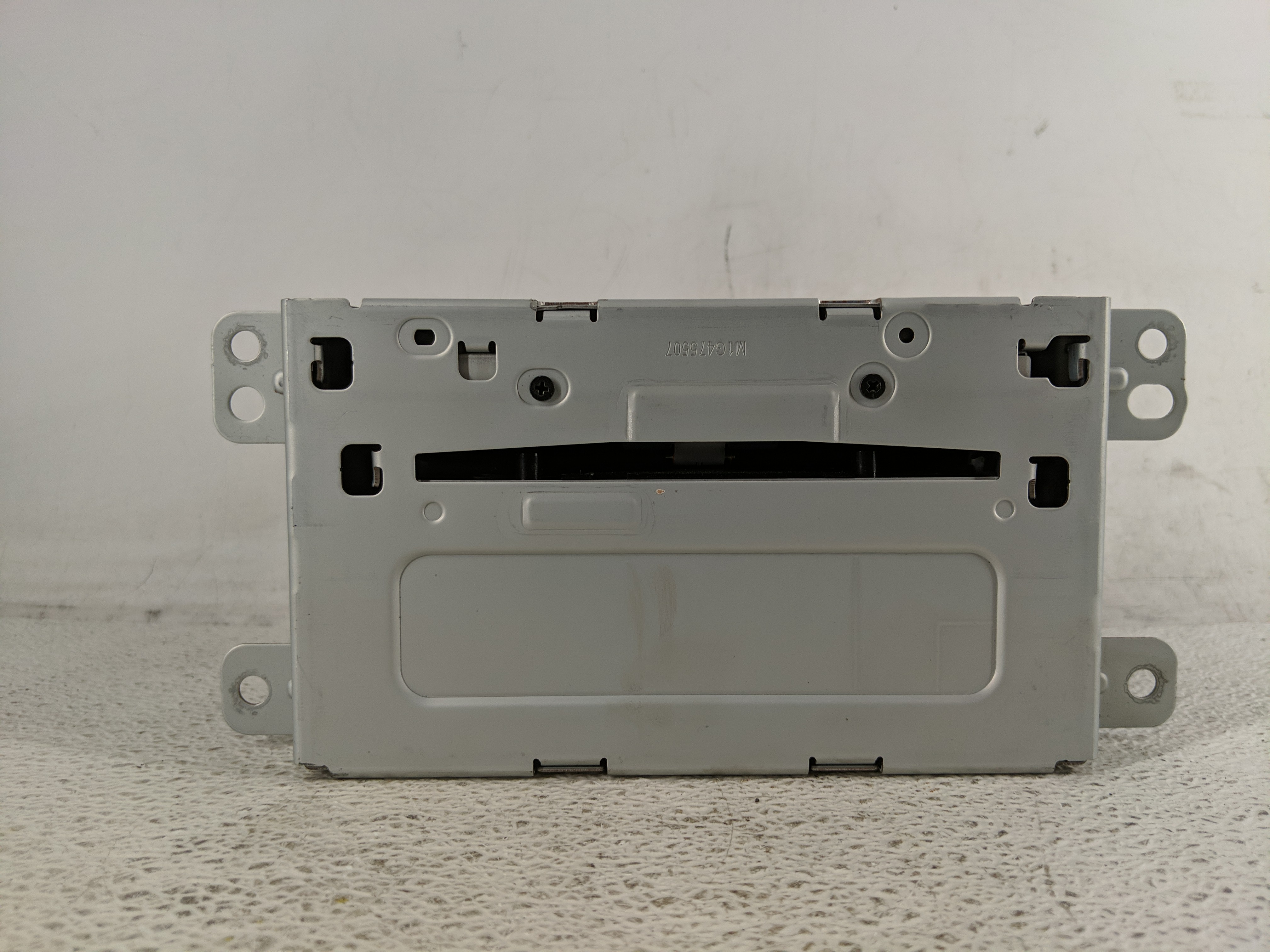 2014-2016 Chevrolet Malibu Am Fm Cd Player Radio Receiver 1198945 - Oemusedautoparts1.com