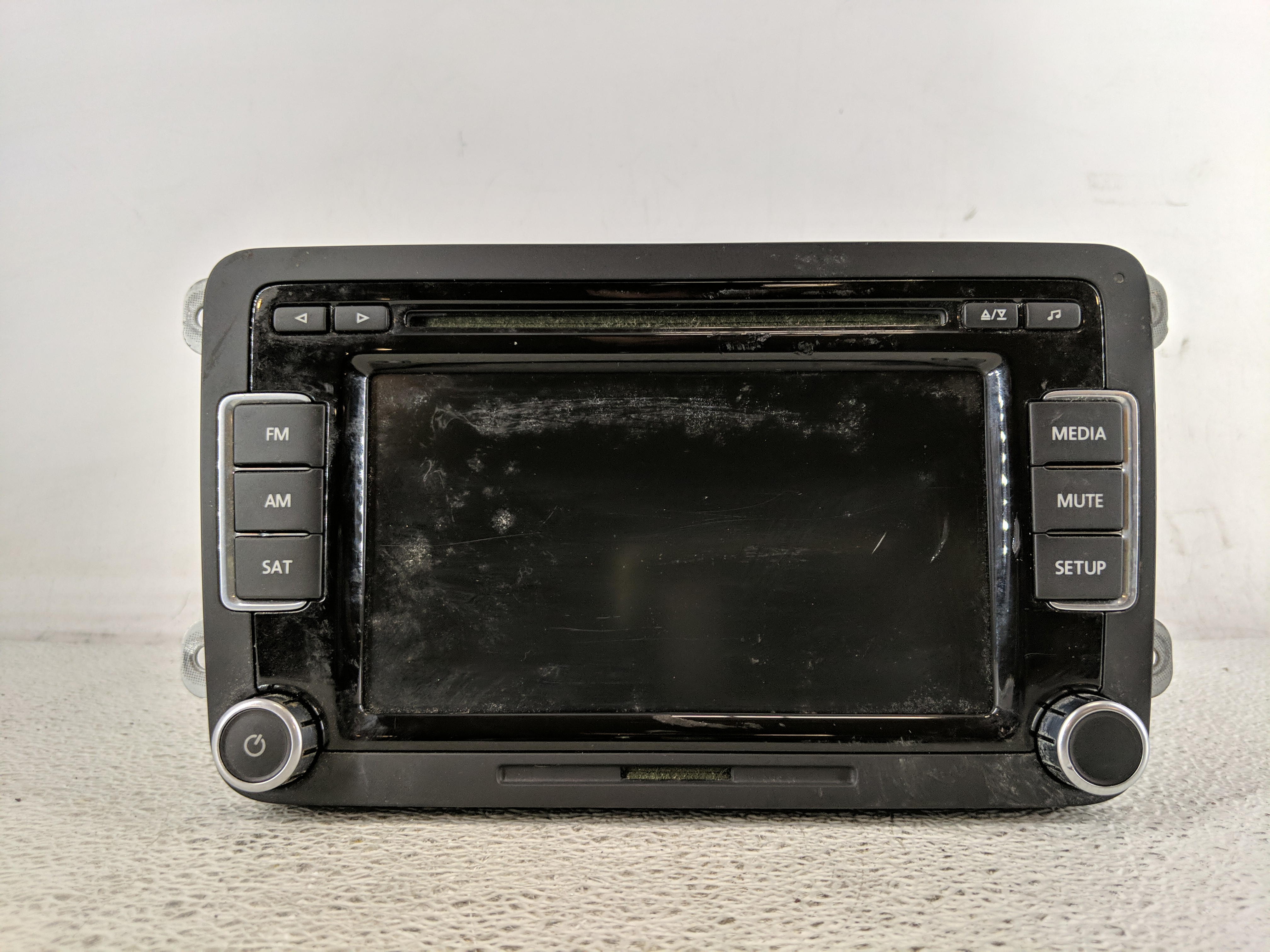 2009-2013 Volkswagen Cc Am Fm Cd Player Radio Receiver 1198950 - Oemusedautoparts1.com