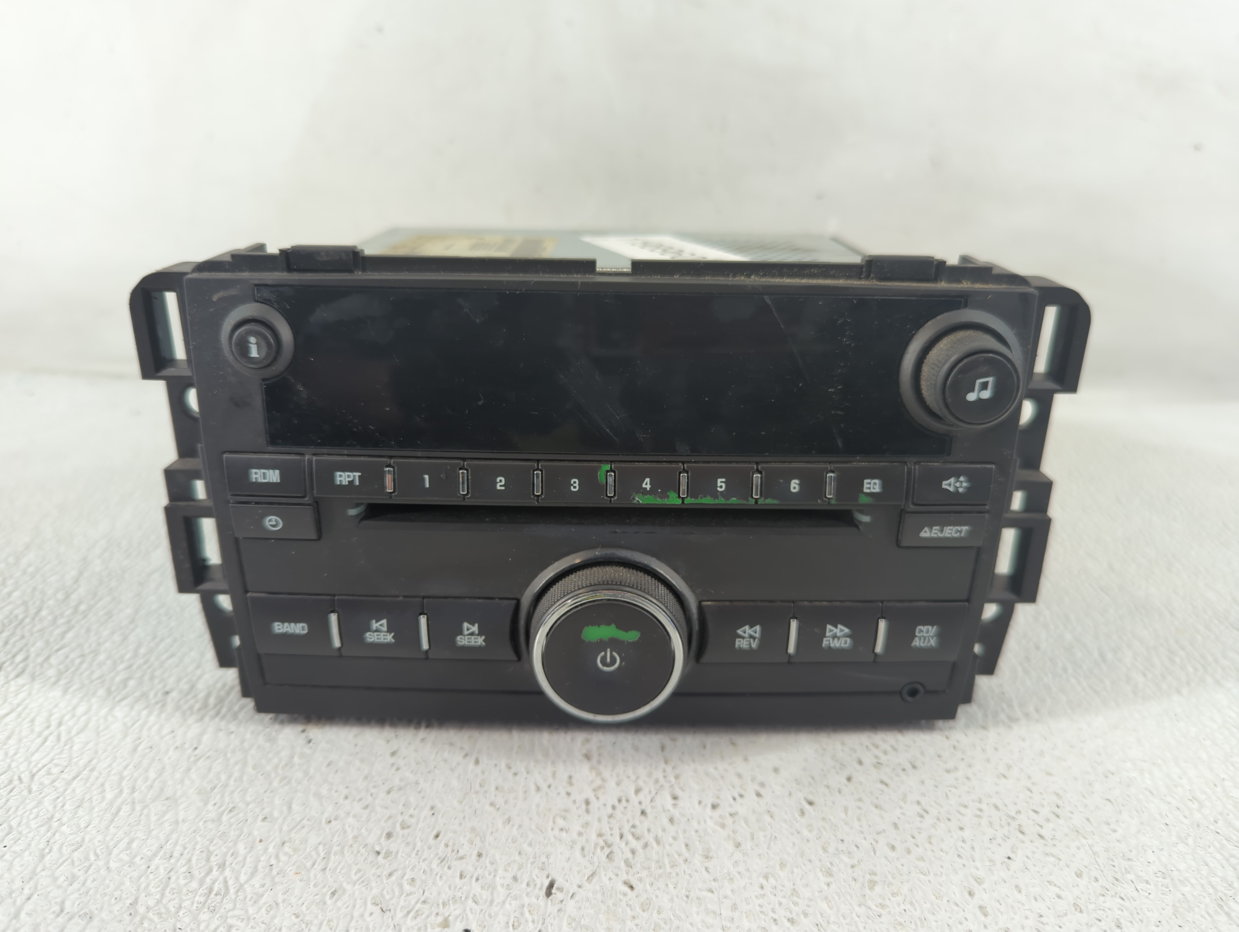 2008-2014 Chevrolet Express 3500 Am Fm Cd Player Radio Receiver 1198960 - Oemusedautoparts1.com