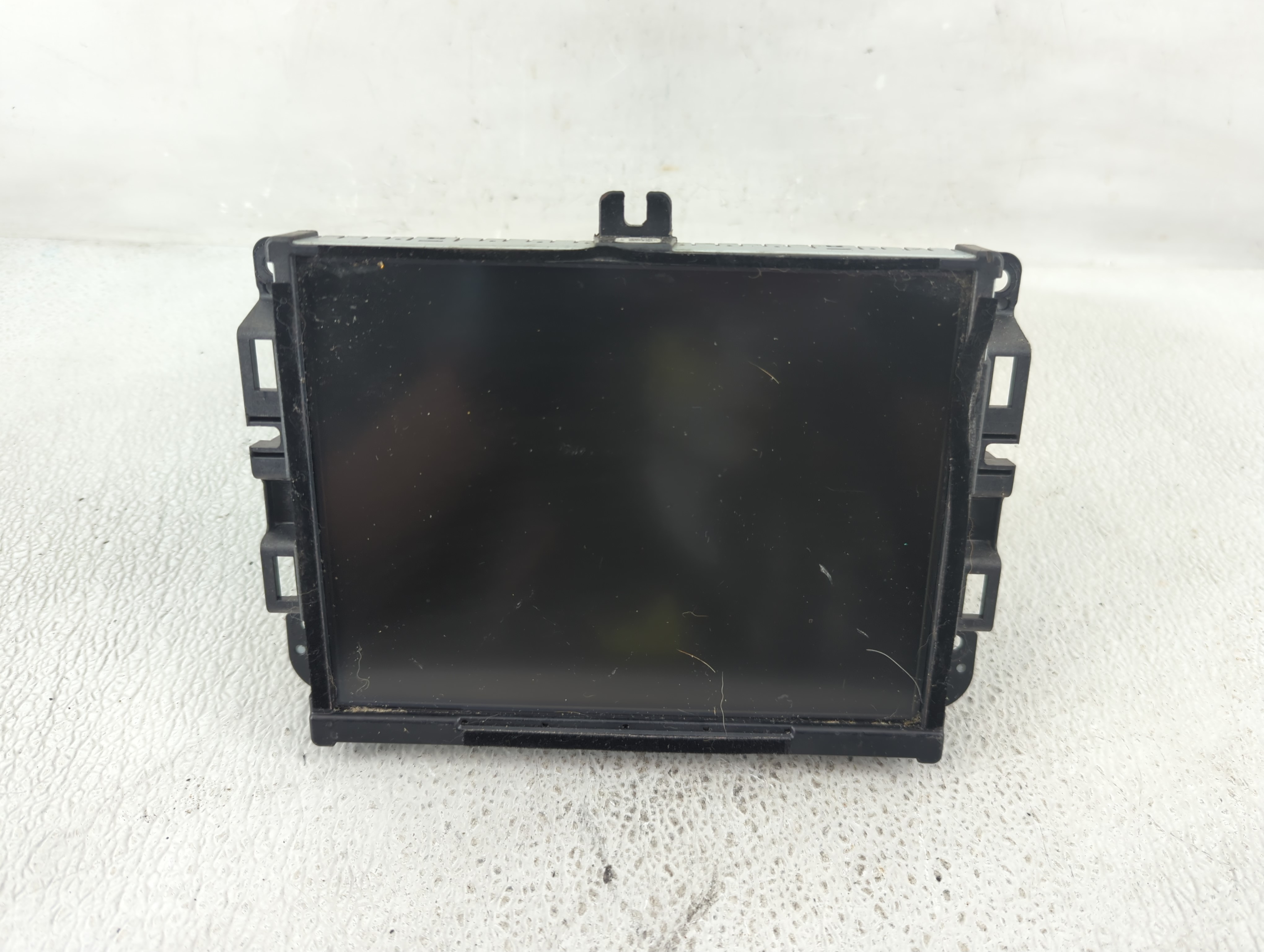 2014-2014 Jeep Grand Cherokee Am Fm Cd Player Radio Receiver 1198965 - Oemusedautoparts1.com