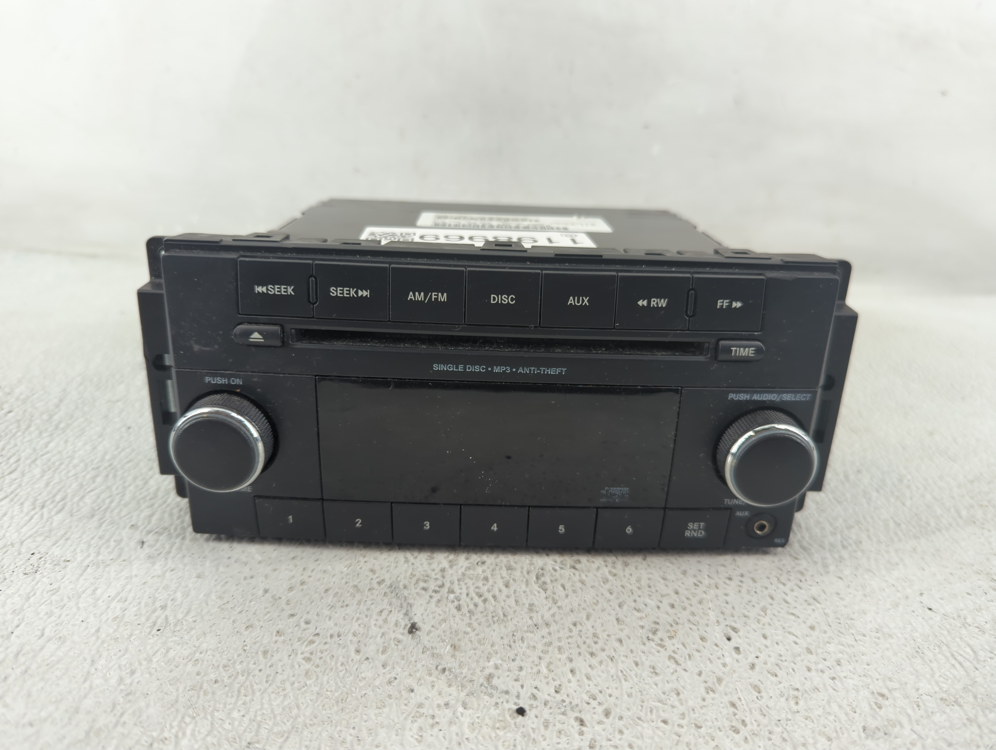 Jeep Compass Am Fm Cd Player Radio Receiver 1198969 - Oemusedautoparts1.com