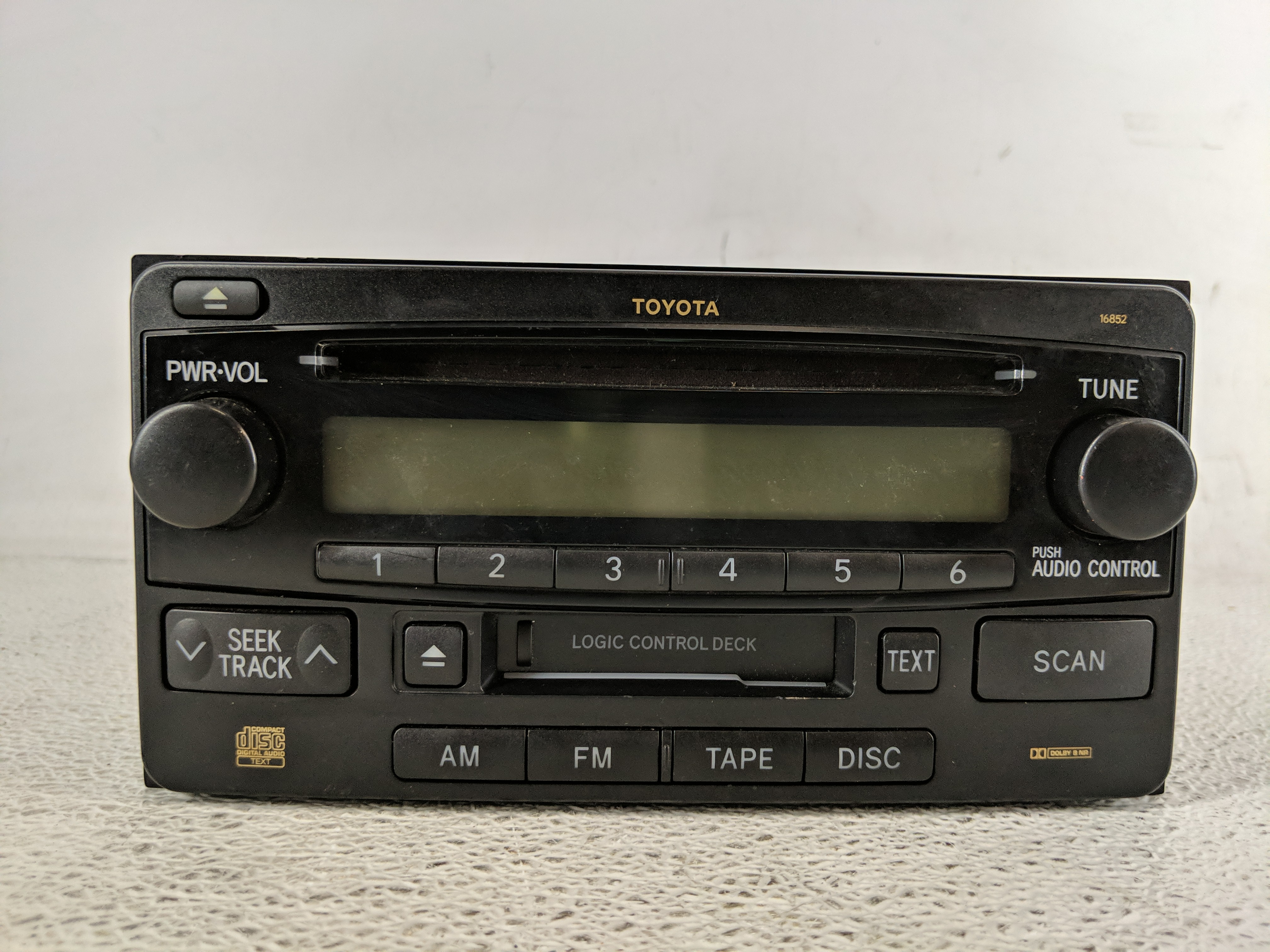 2003-2005 Toyota 4runner Am Fm Cd Player Radio Receiver 1198992 - Oemusedautoparts1.com