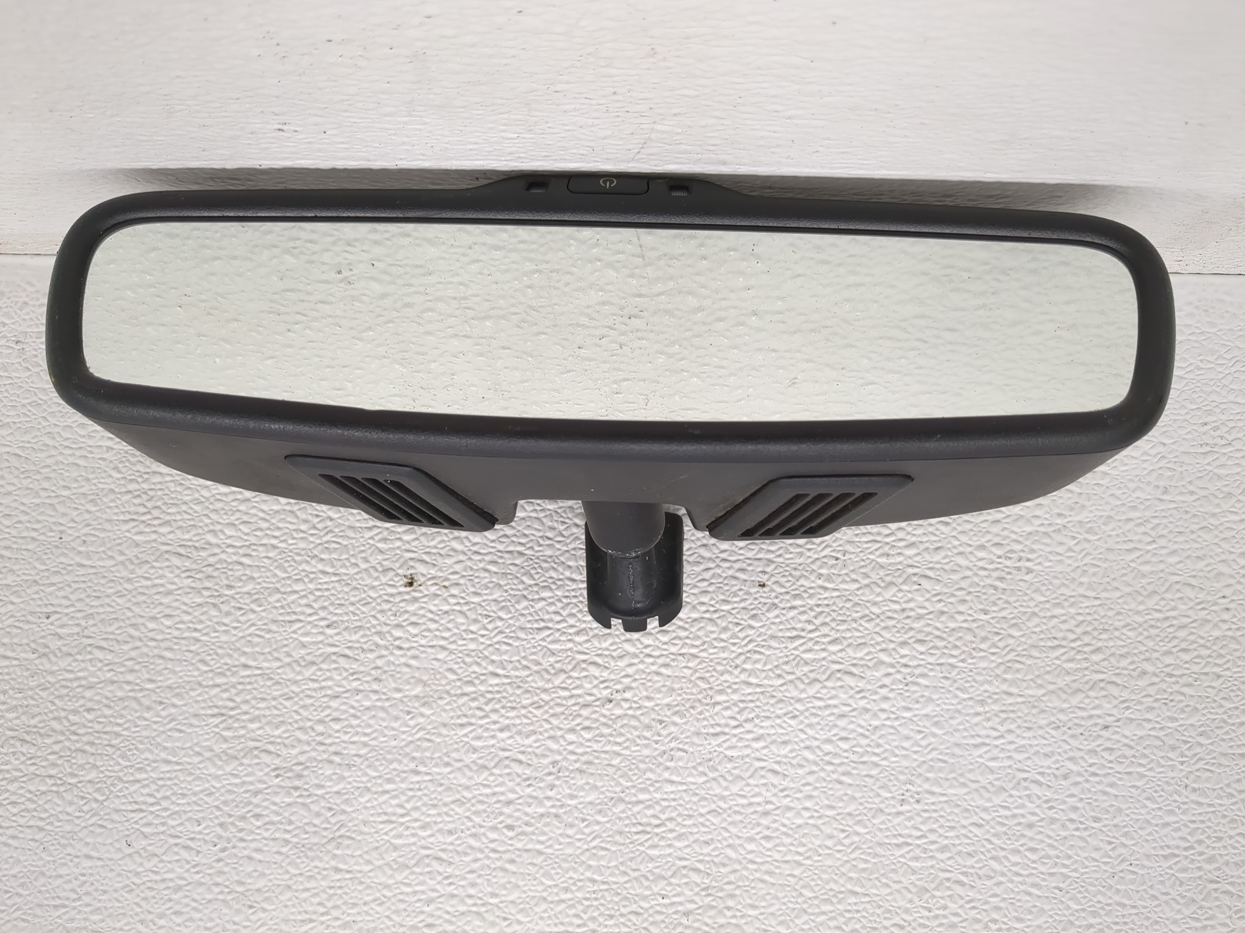 2008-2011 Dodge Challenger Interior Rear View Mirror Oem 1199025 - Oemusedautoparts1.com