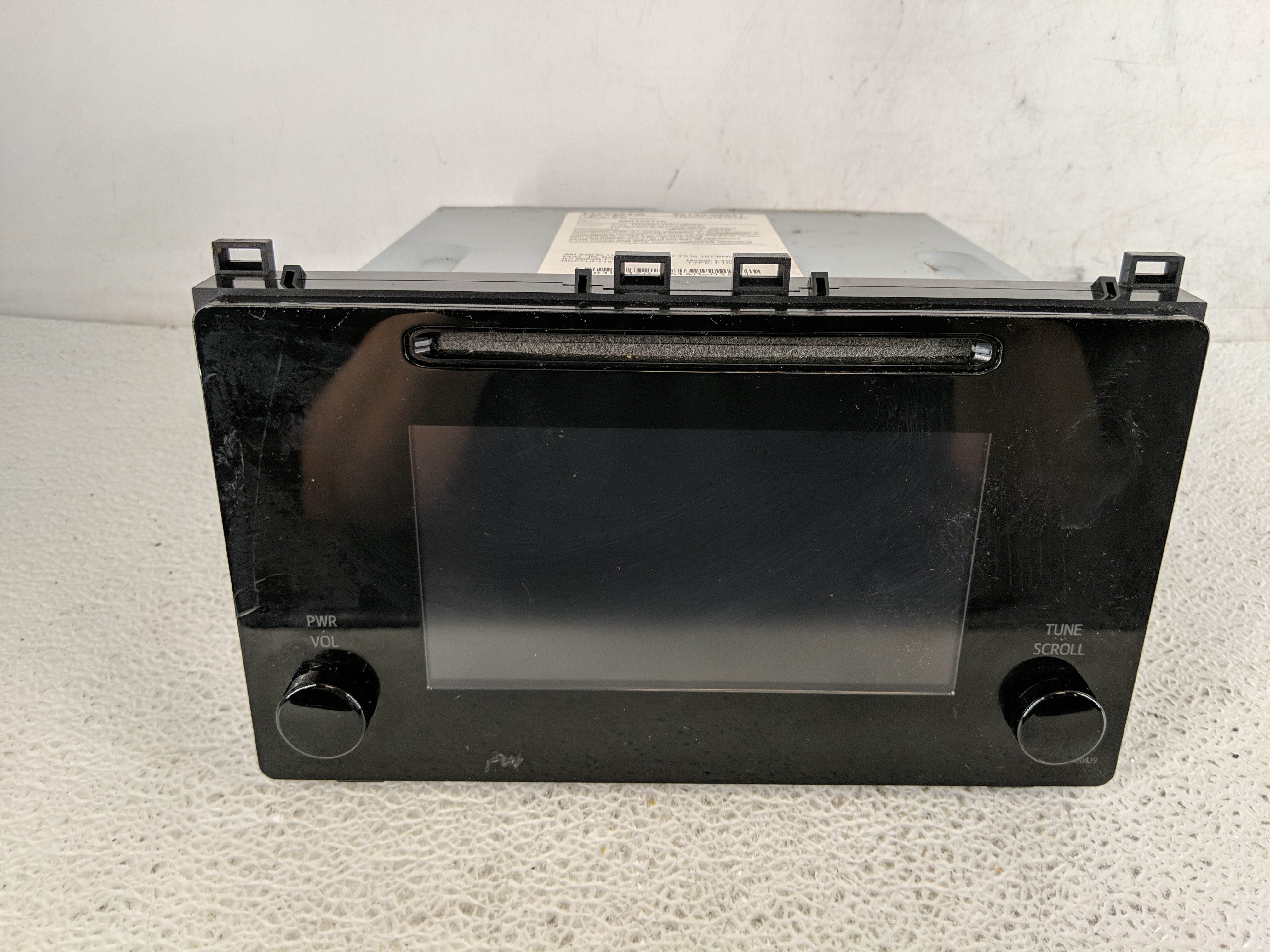 2017-2019 Toyota Corolla Am Fm Cd Player Radio Receiver 1199061 - Oemusedautoparts1.com