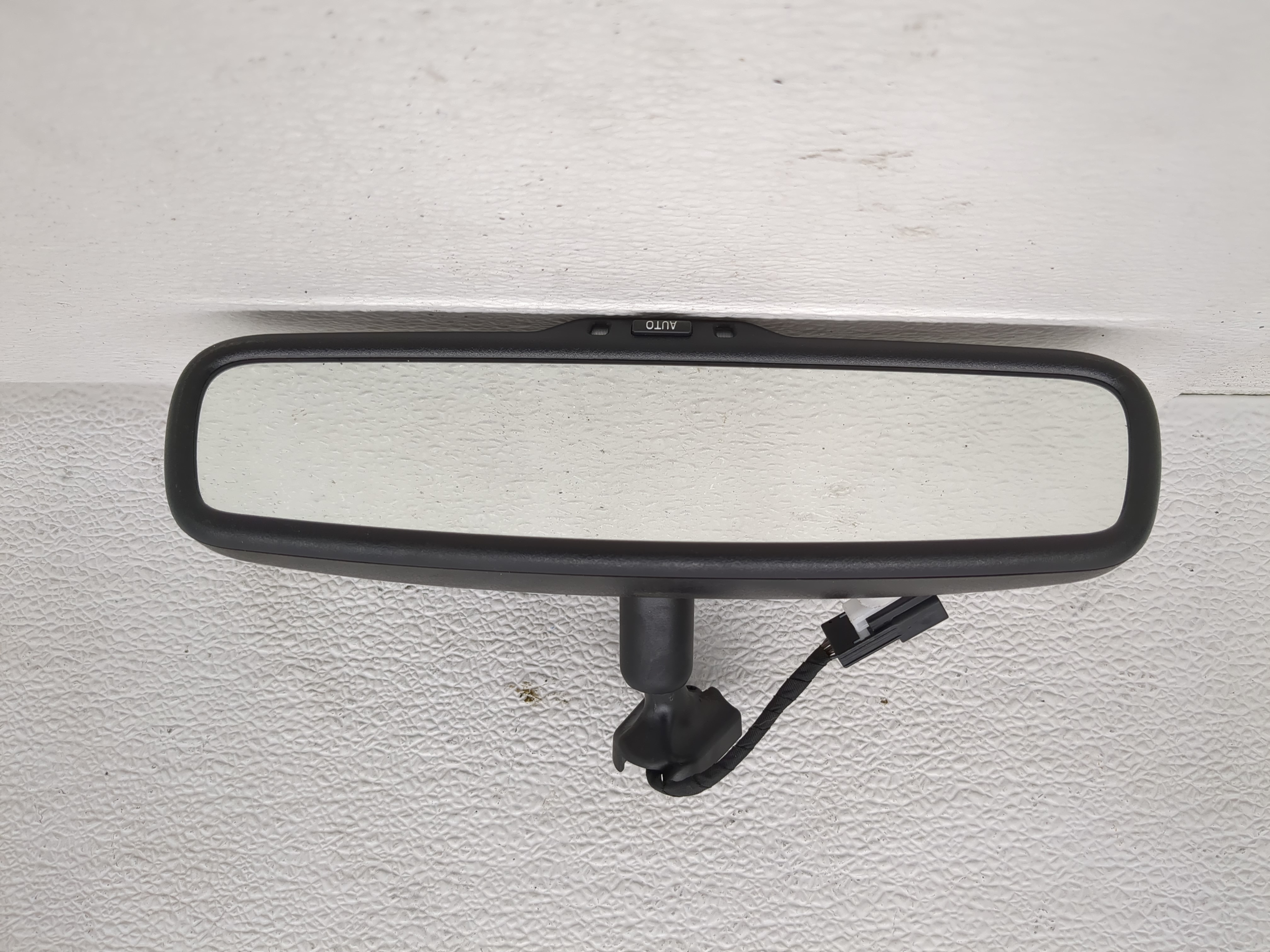 2019-2020 Toyota C-hr Interior Rear View Mirror Oem 1199087 - Oemusedautoparts1.com