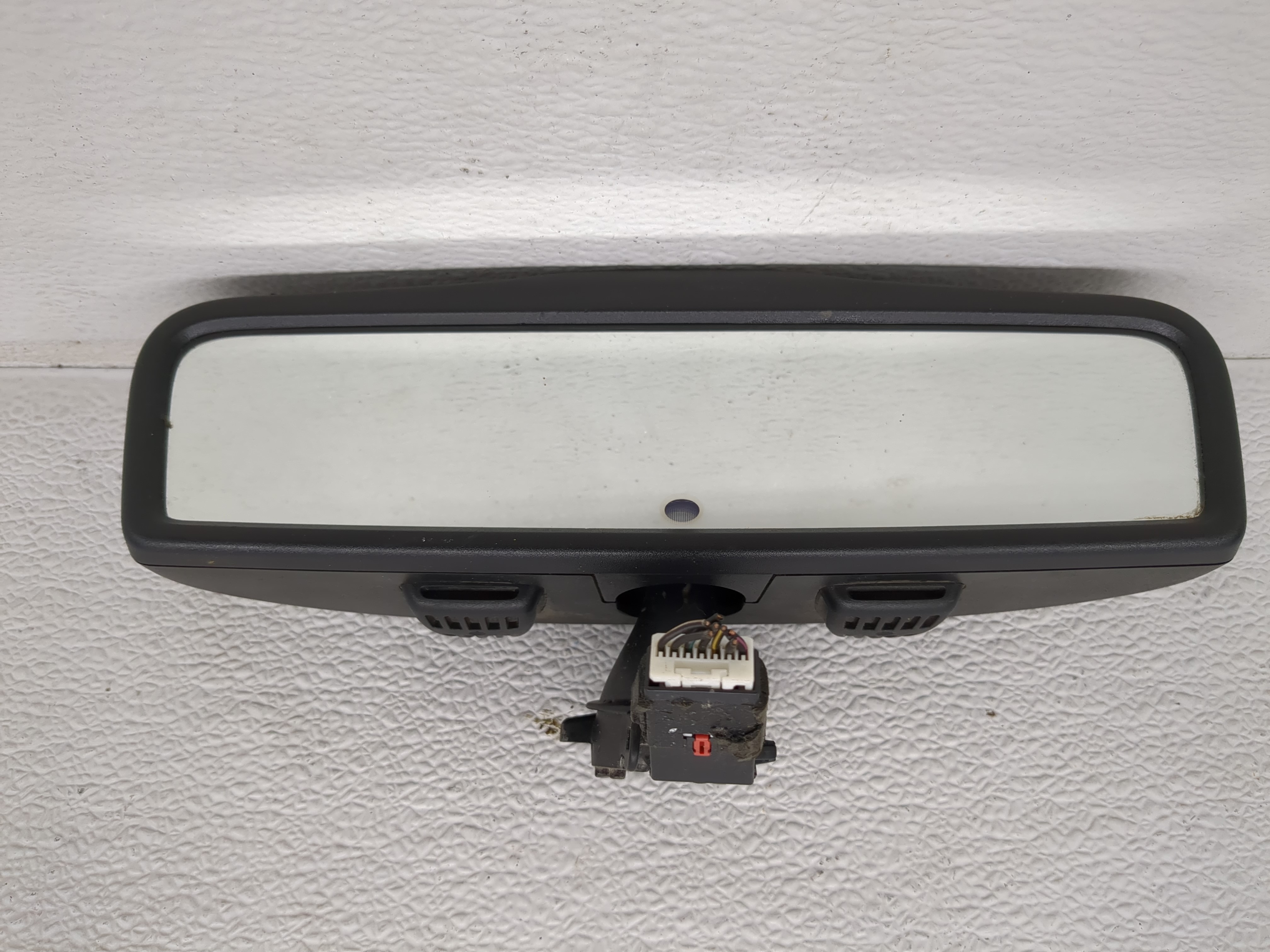 2011-2014 Dodge Charger Interior Rear View Mirror Oem 1199097 - Oemusedautoparts1.com