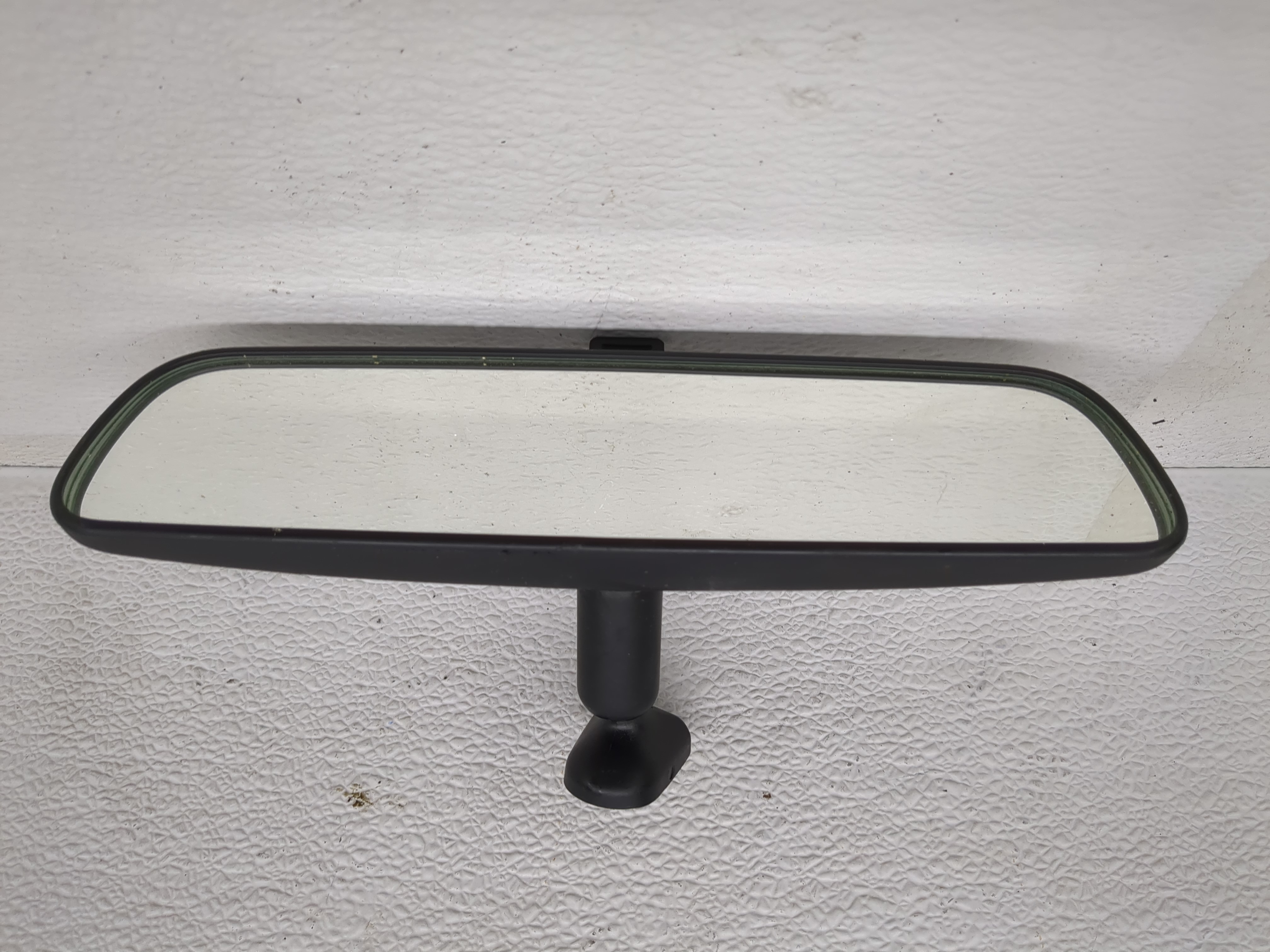 Hyundai Tucson Interior Rear View Mirror Oem 1199107 - Oemusedautoparts1.com