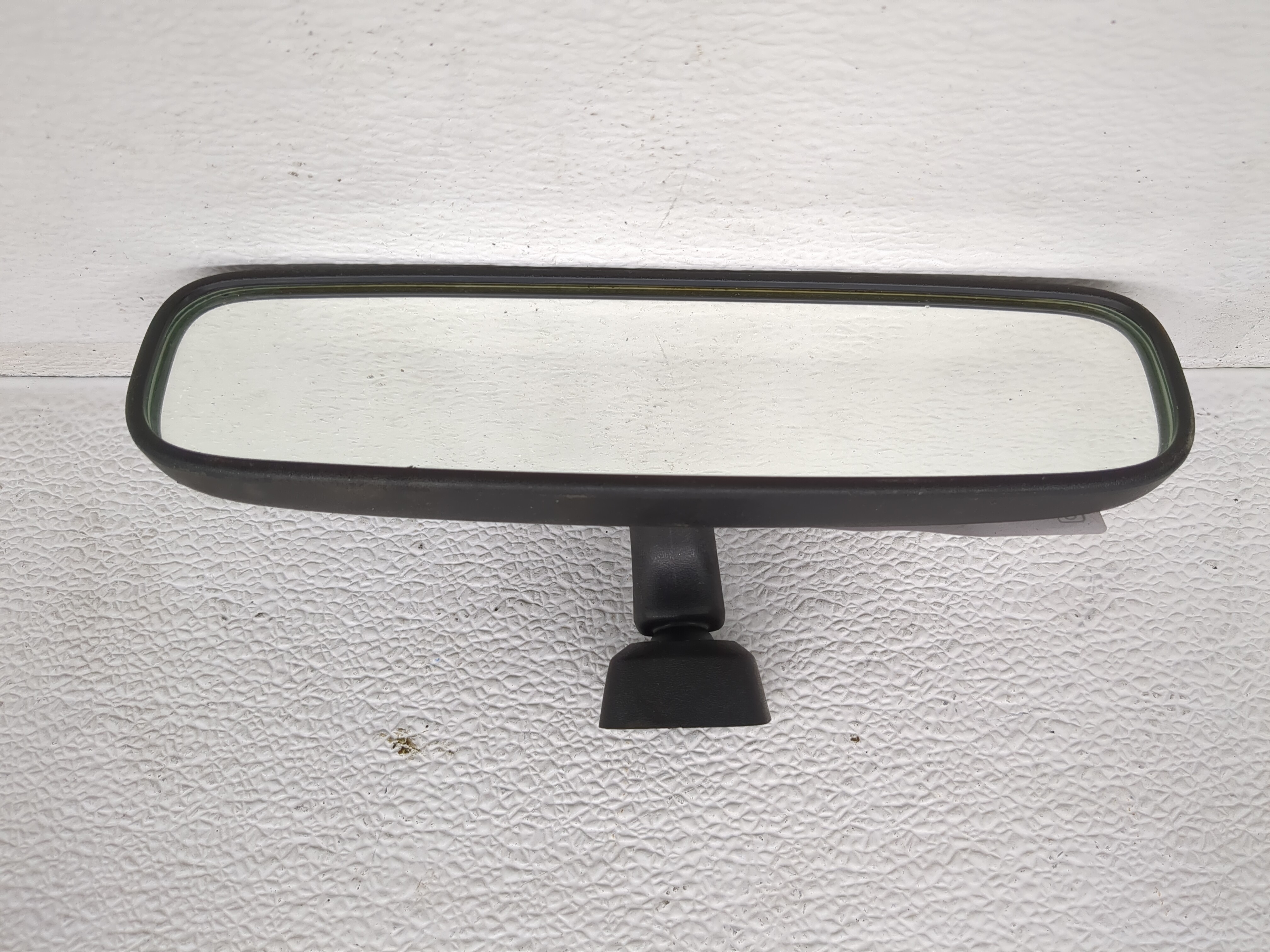 2004-2015 Toyota Rav4 Interior Rear View Mirror Oem 1199108 - Oemusedautoparts1.com