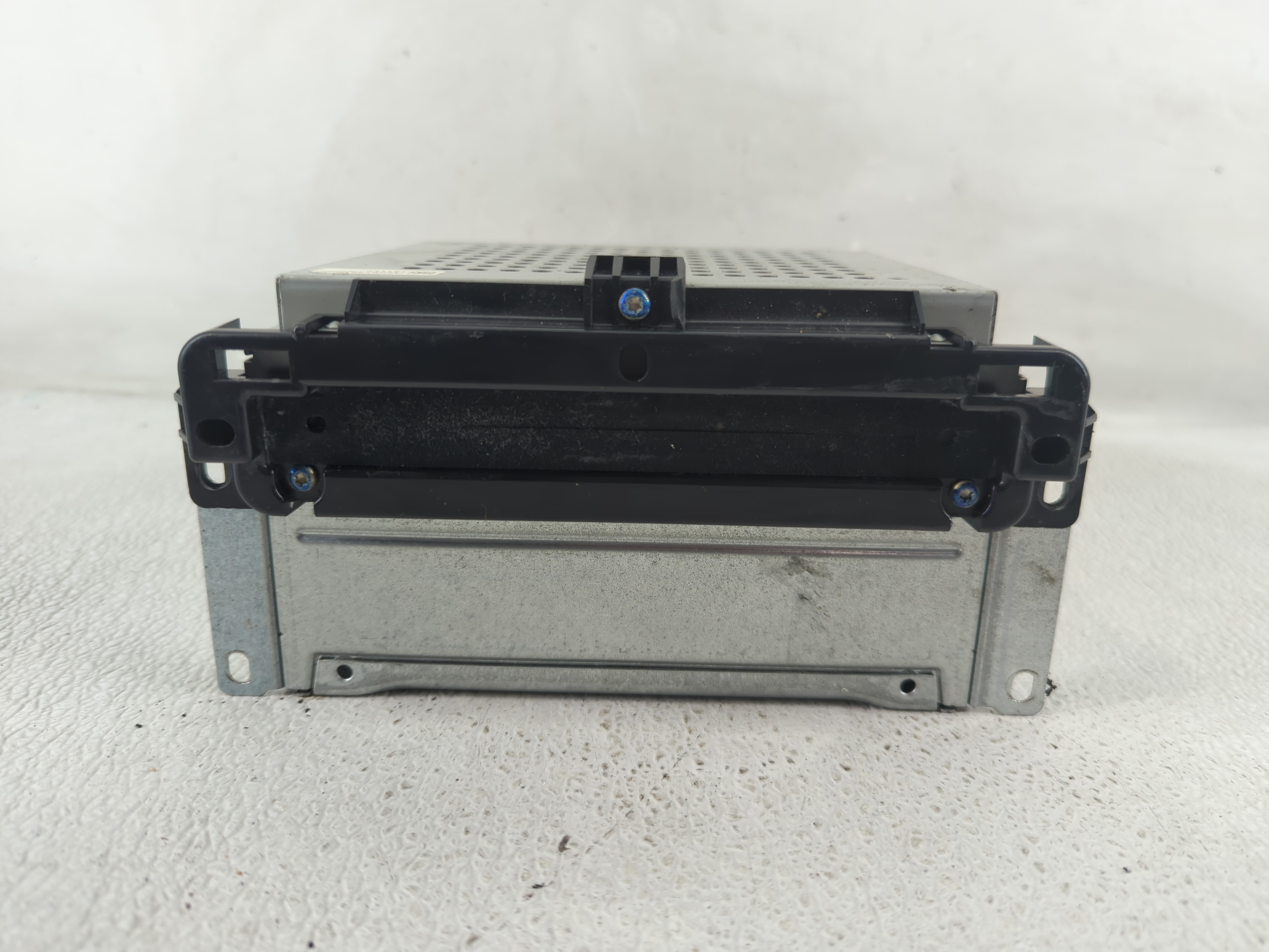 2018-2020 Dodge Journey Am Fm Cd Player Radio Receiver 1199127 - Oemusedautoparts1.com