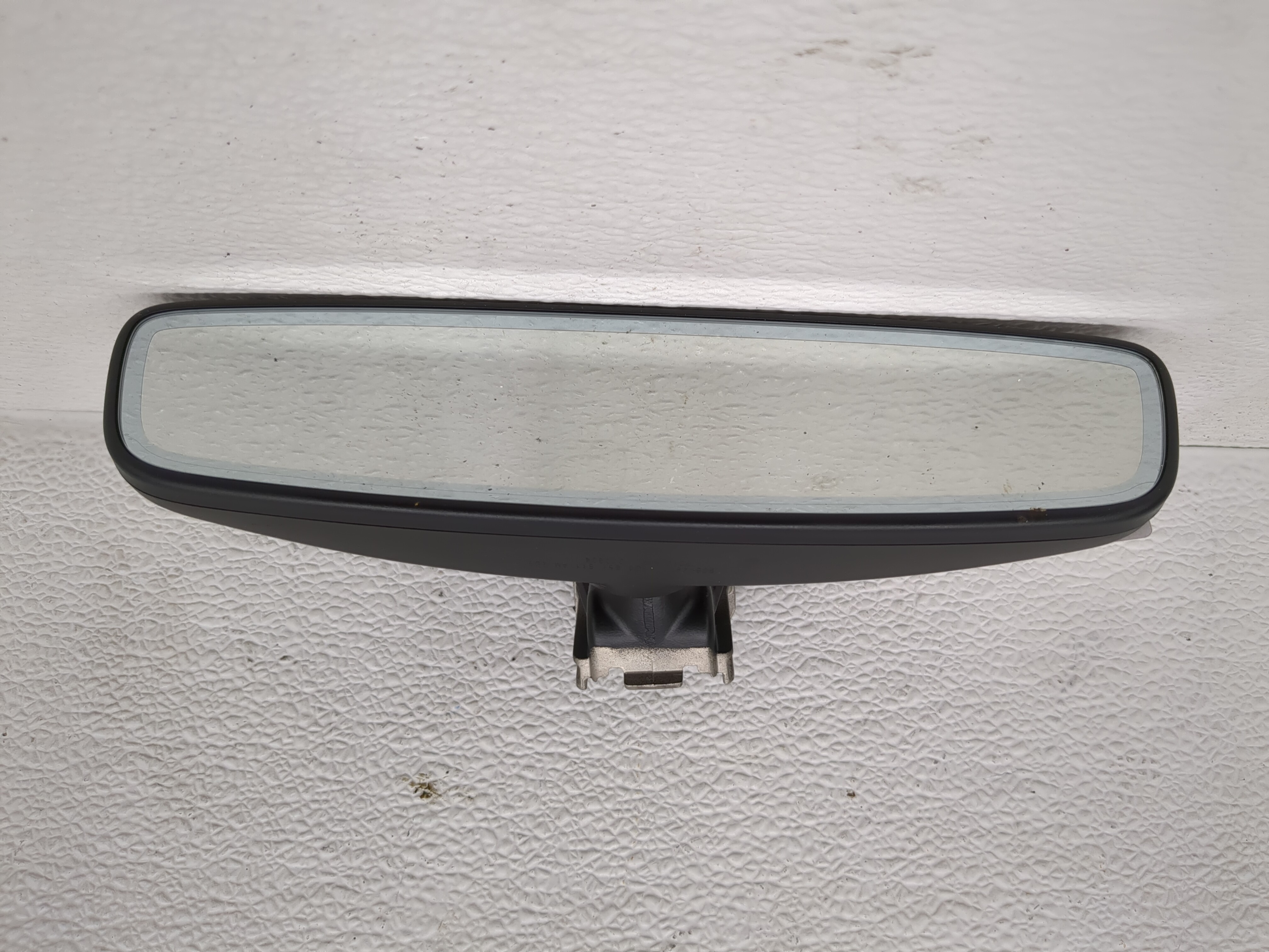 Volkswagen Tiguan Interior Rear View Mirror Oem 1199145 - Oemusedautoparts1.com