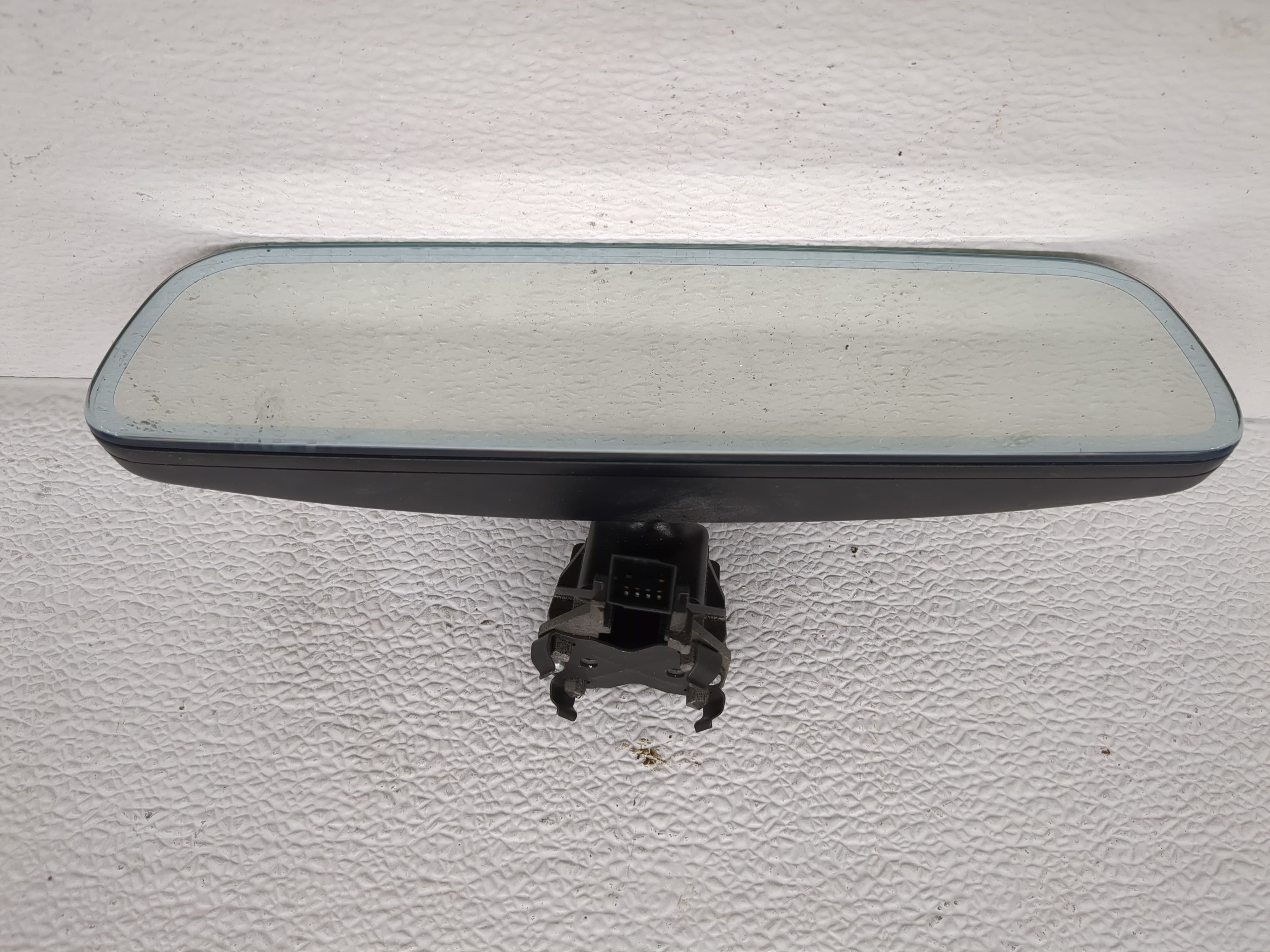 2018-2022 Volkswagen Tiguan Interior Rear View Mirror Oem 1199148 - Oemusedautoparts1.com