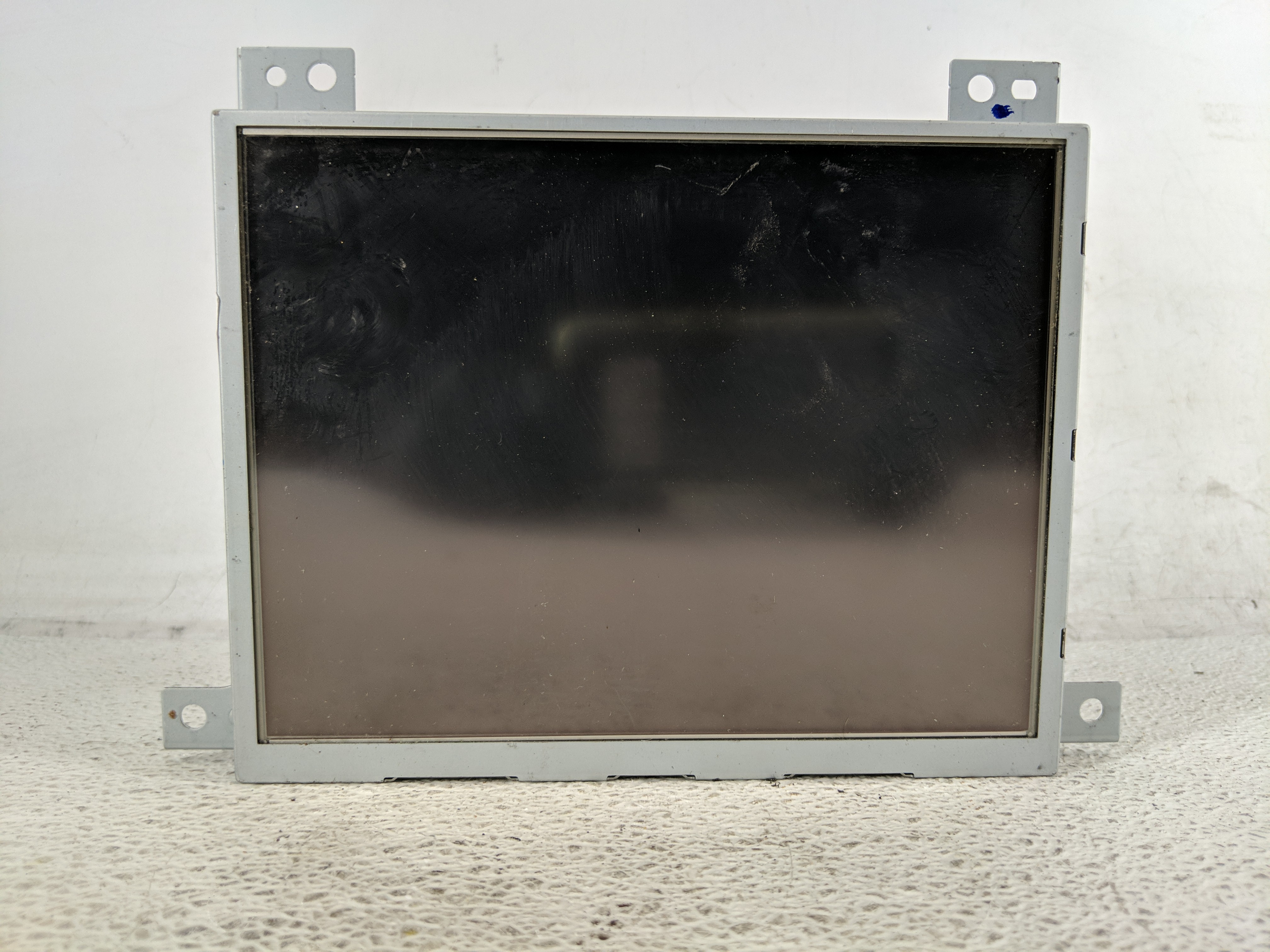 2011-2014 Chrysler 300 Information Display Screen 1199195 - Oemusedautoparts1.com