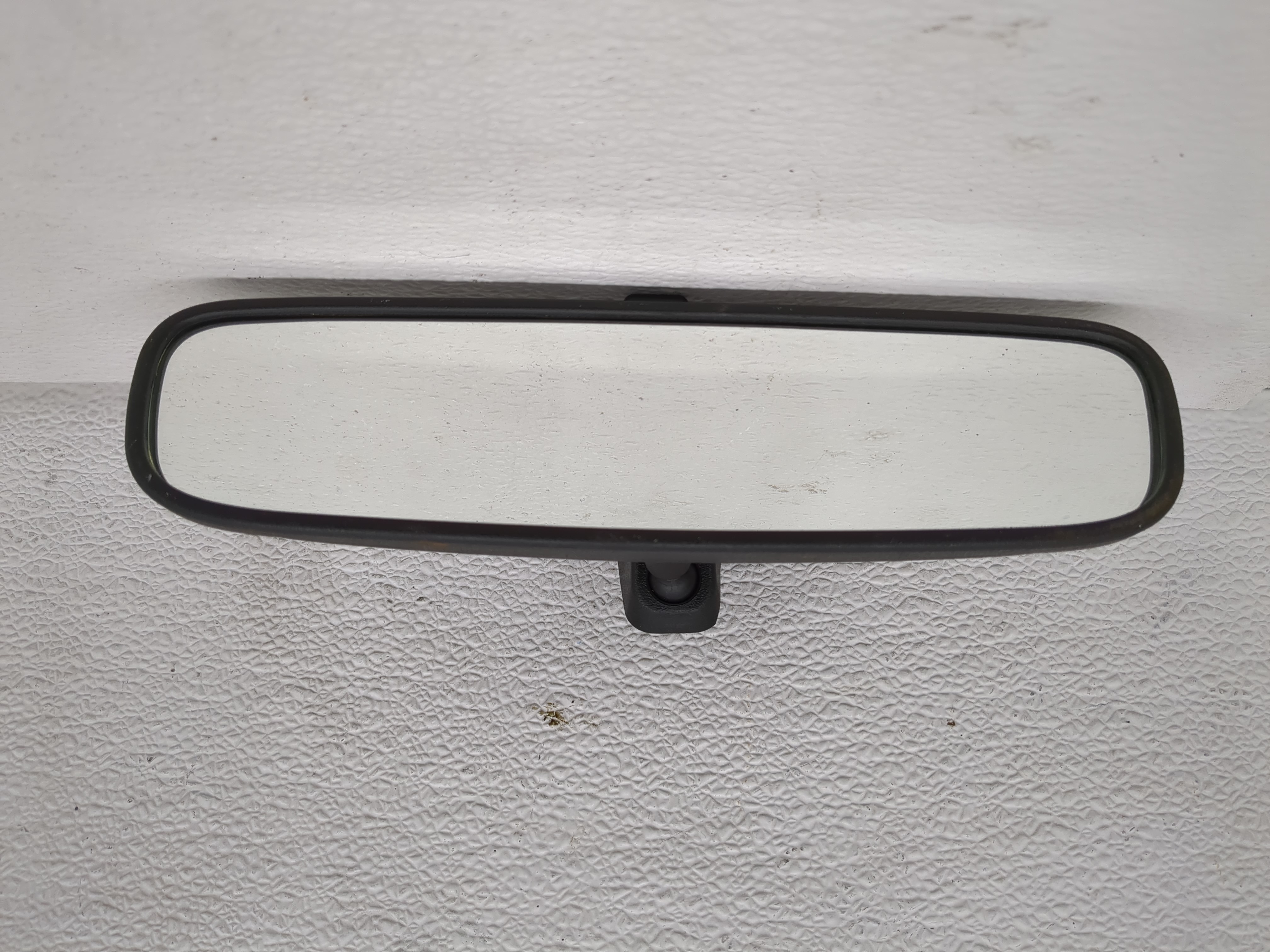 2010-2017 Kia Forte Koup Interior Rear View Mirror Oem 1199228 - Oemusedautoparts1.com