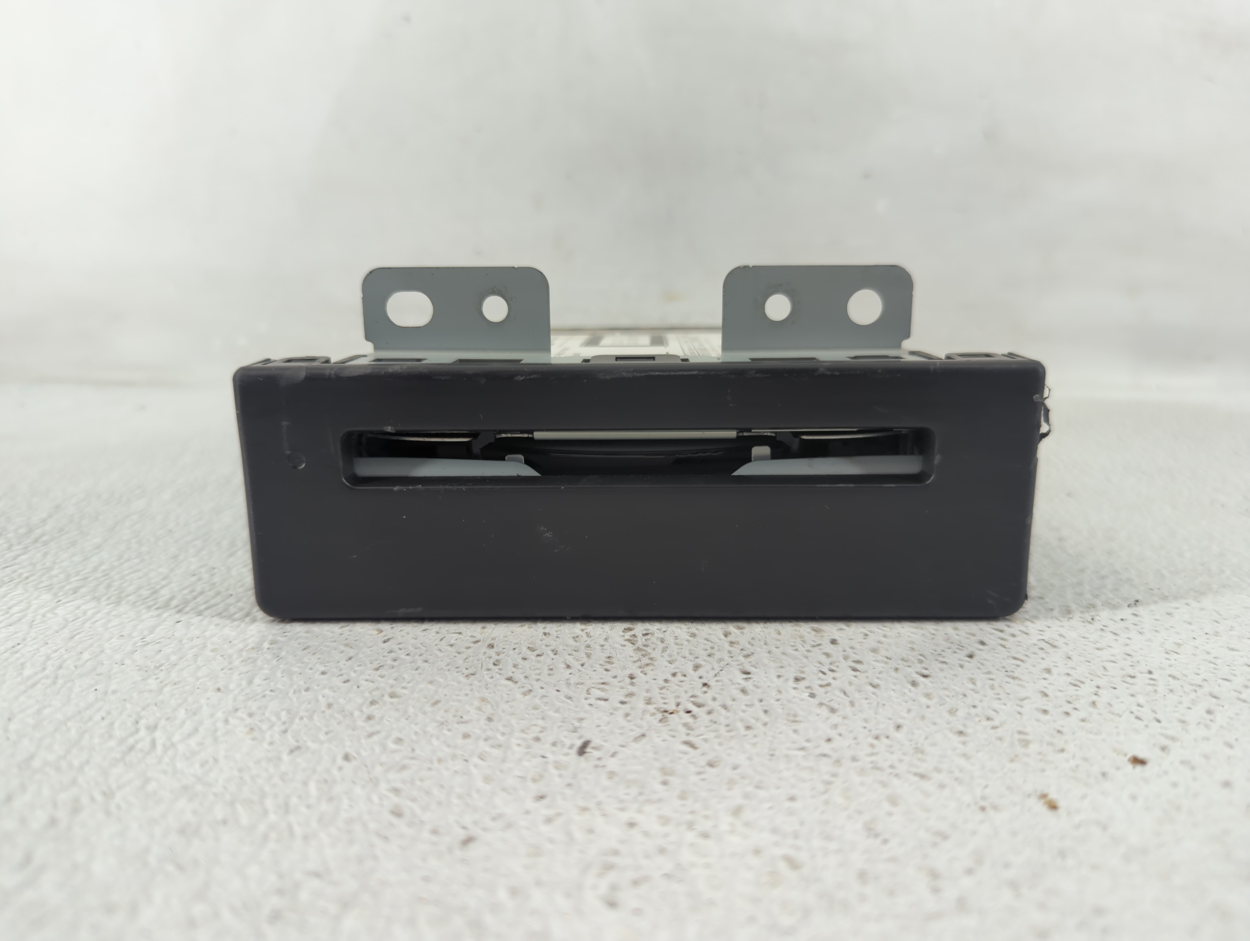 2015-2020 Chevrolet Impala Am Fm Cd Player Radio Receiver 1199272 - Oemusedautoparts1.com