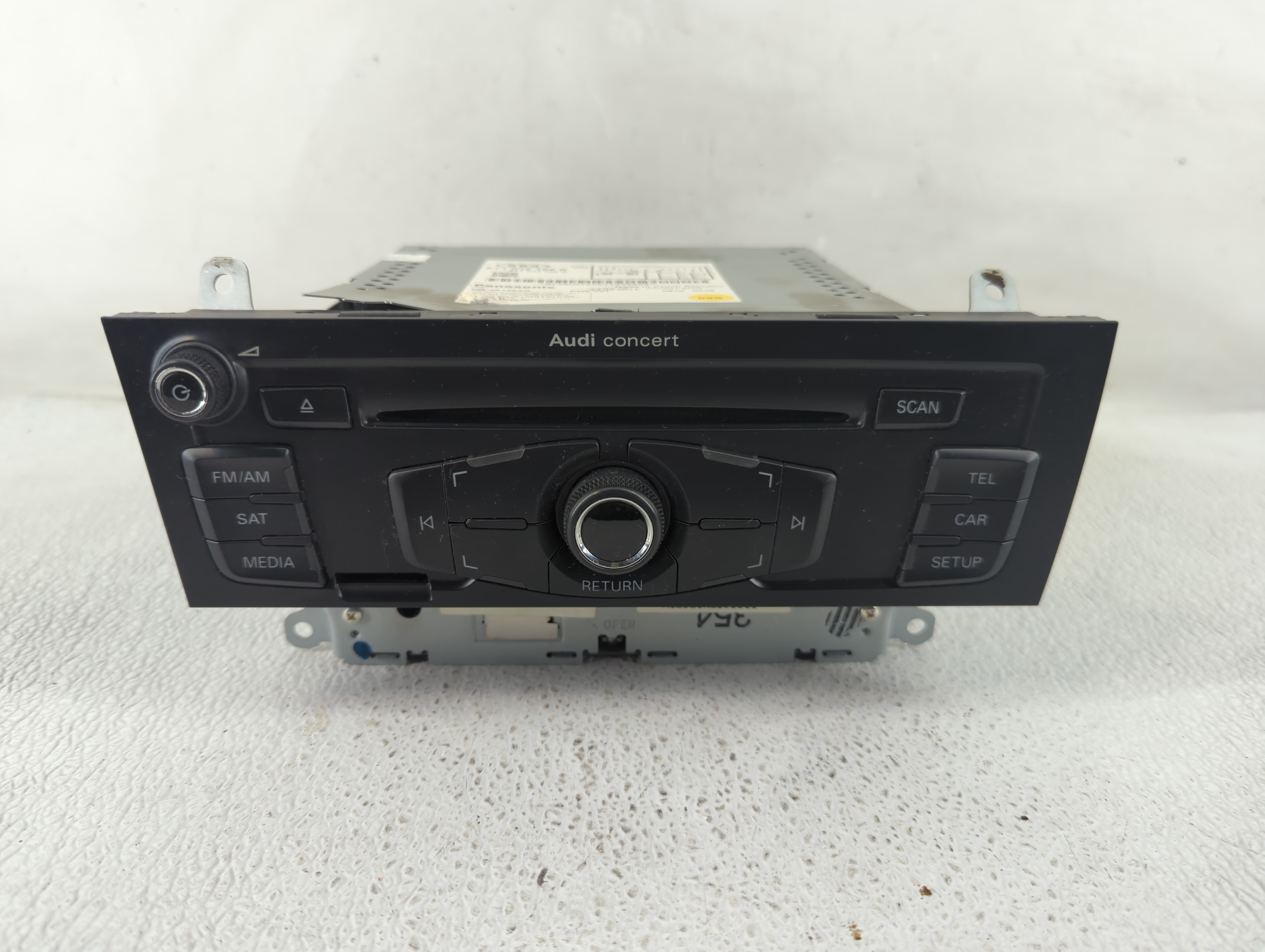 2010-2012 Audi A4 Am Fm Cd Player Radio Receiver 1199273 - Oemusedautoparts1.com
