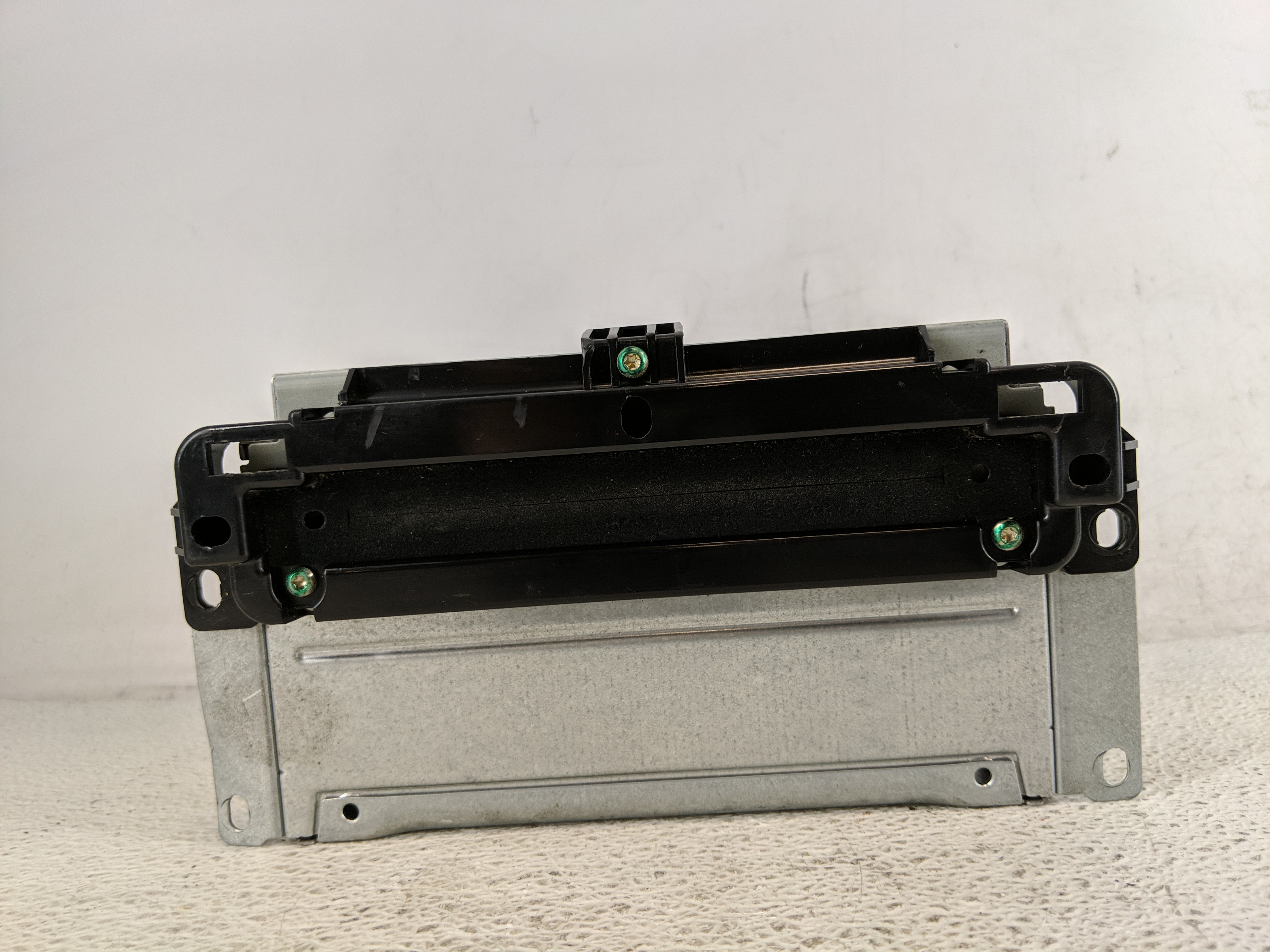2013-2014 Dodge Charger Am Fm Cd Player Radio Receiver 1199309 - Oemusedautoparts1.com